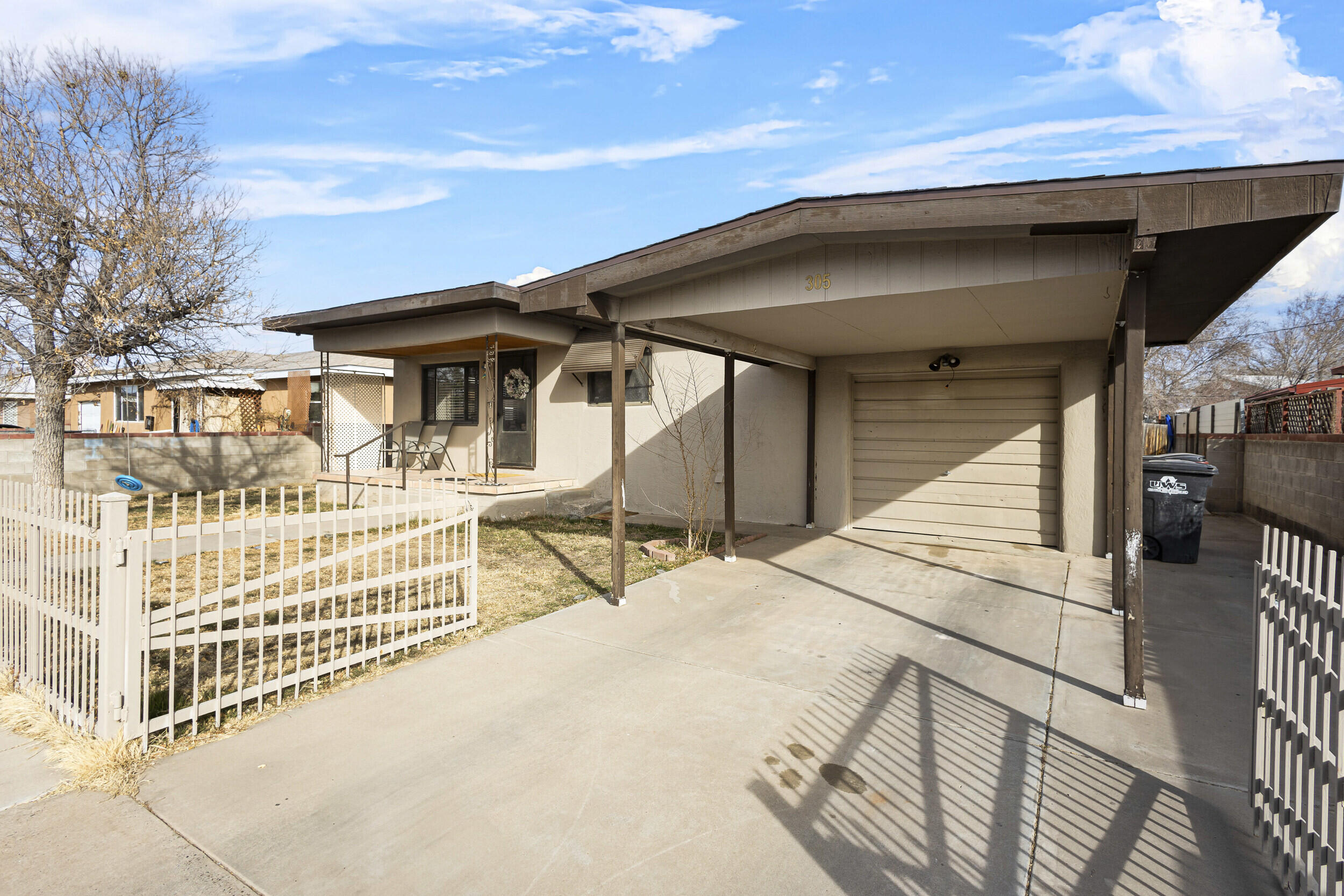 305 ROSEDALE Circle Belen, NM 87002