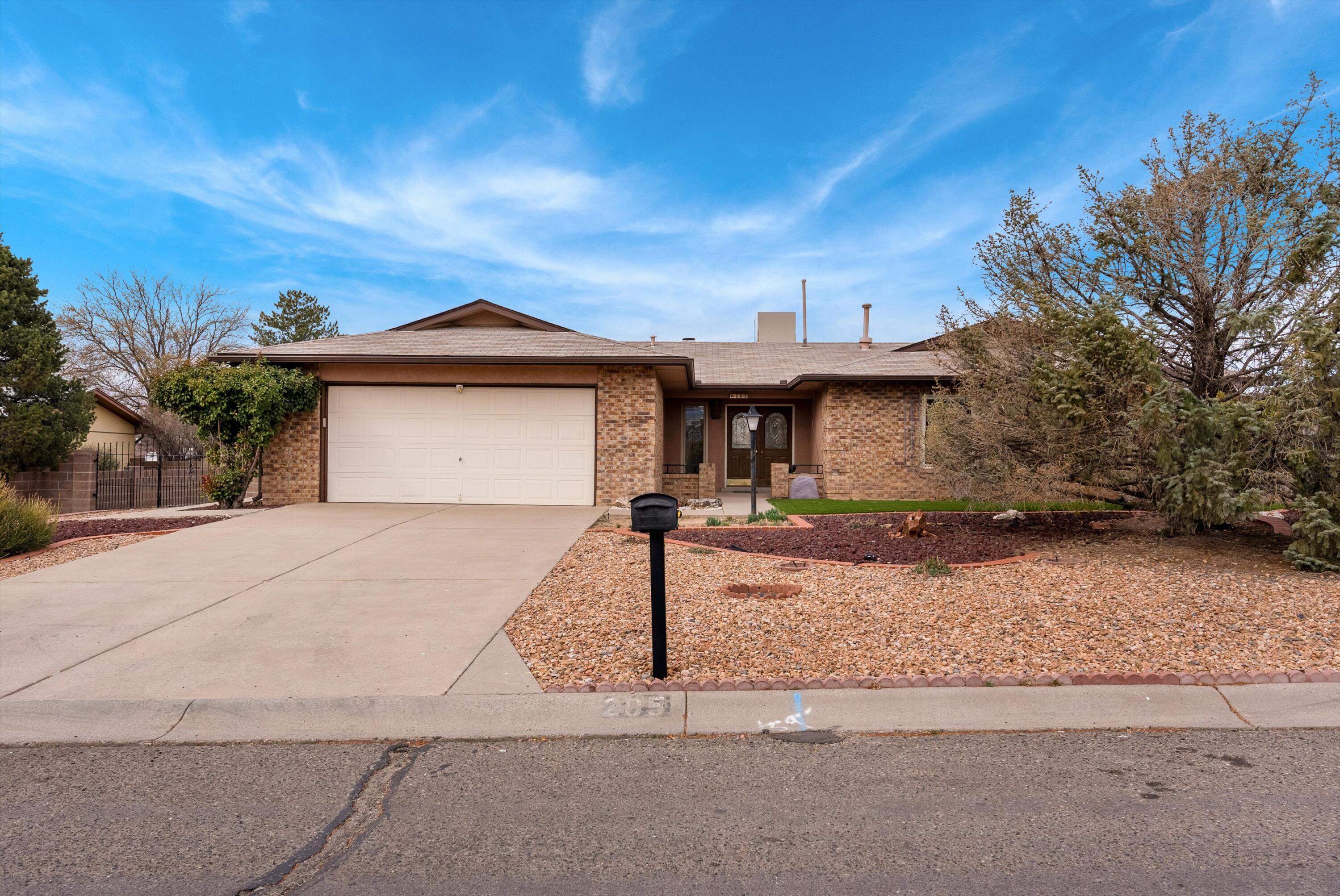 205 WYOMING AUTUMN Road NE Rio Rancho, NM 87124