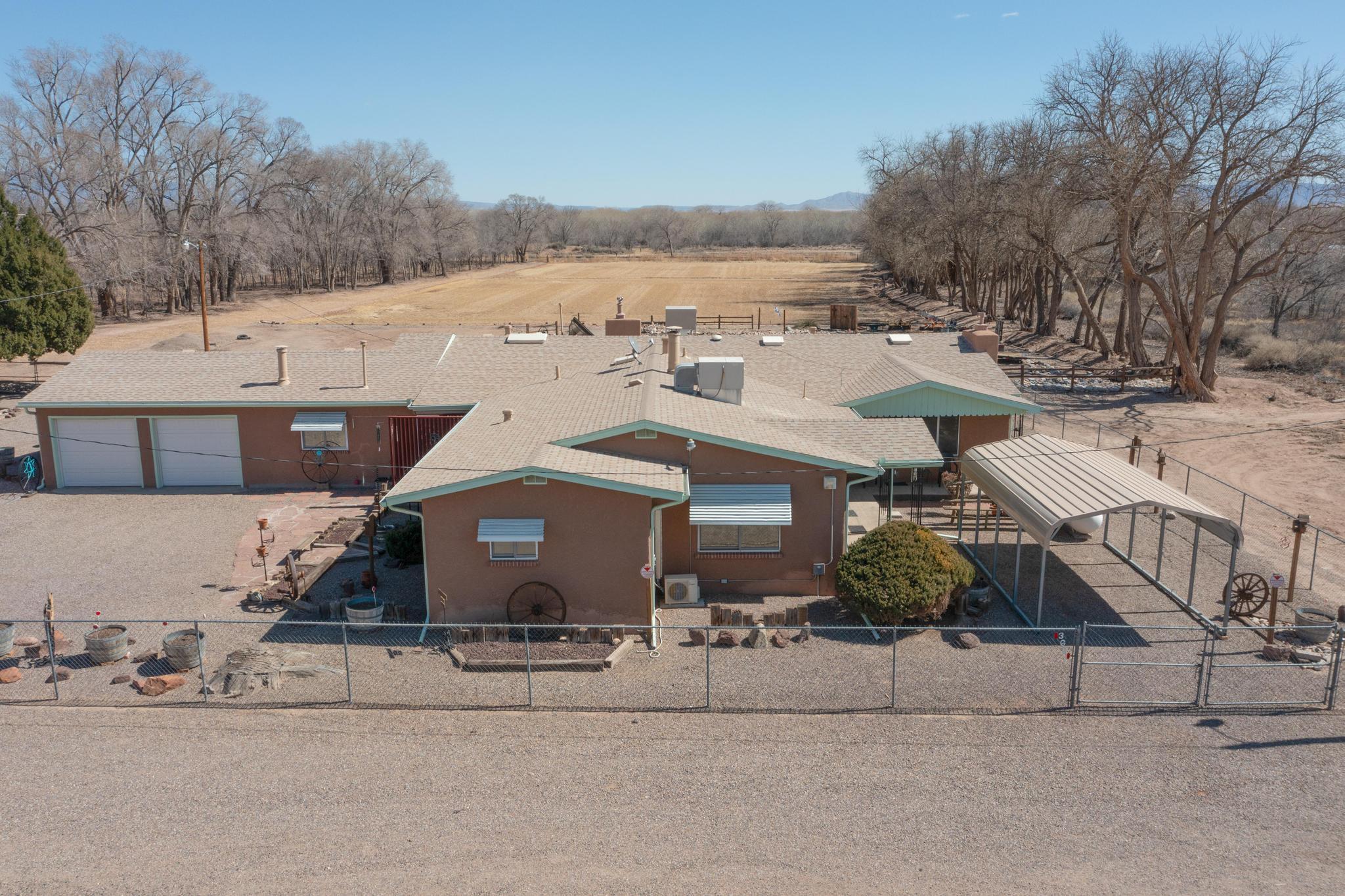 362 NM Highway 116, Abiquiu
