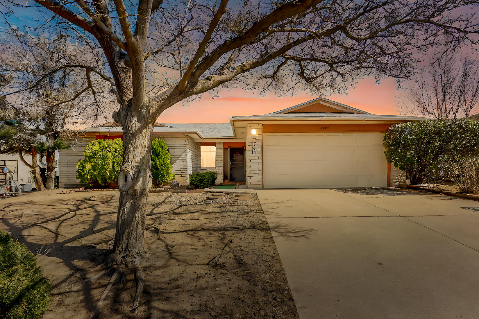 2504 SANDLER Drive NE Albuquerque, NM 87112
