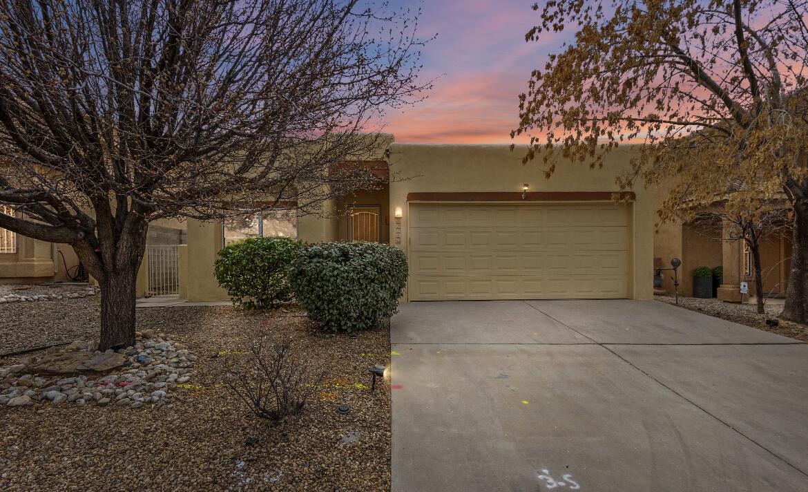 9240 BLUEWOOD Lane NE Albuquerque, NM 87122