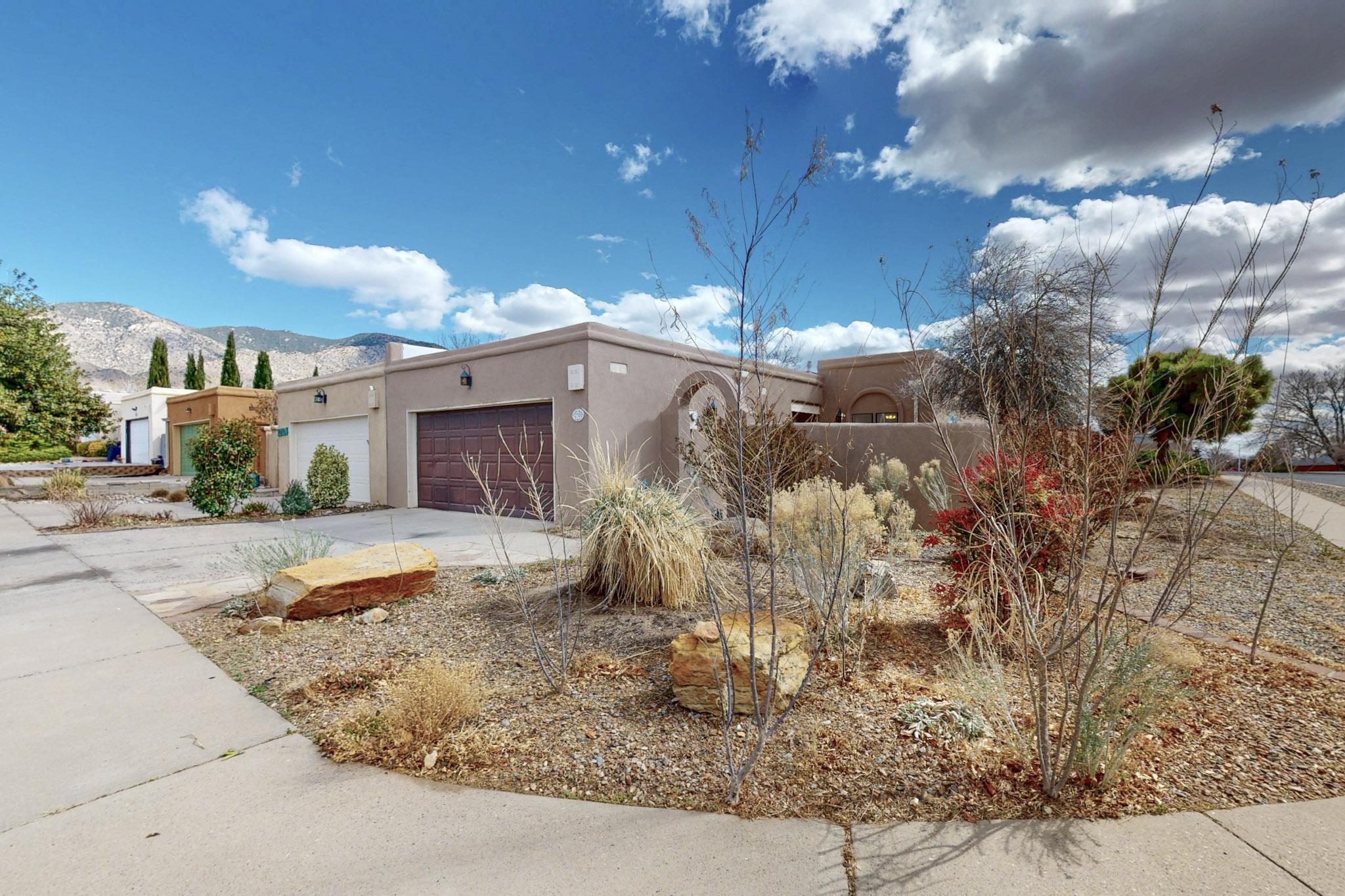 12100 CALLE ZAGAL NE Albuquerque, NM 87111