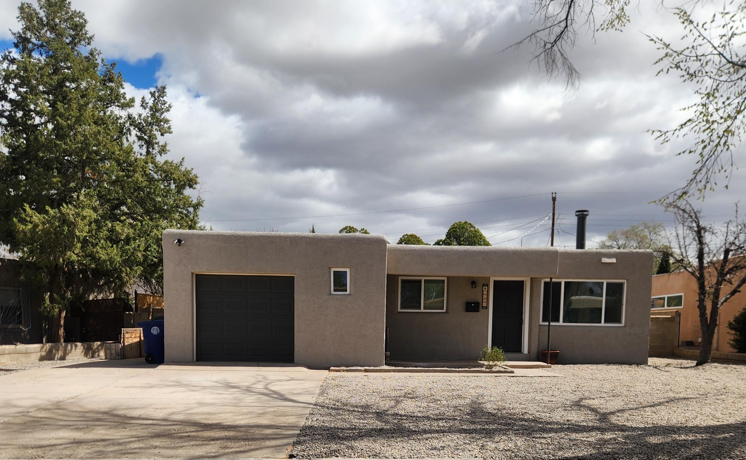 1836 ILLINOIS Street NE Albuquerque, NM 87110