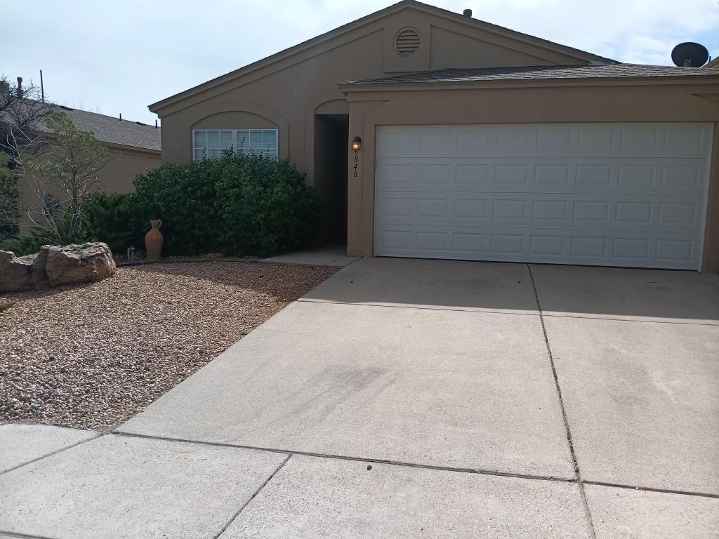 6848 Candelia Avenue NW, Albuquerque