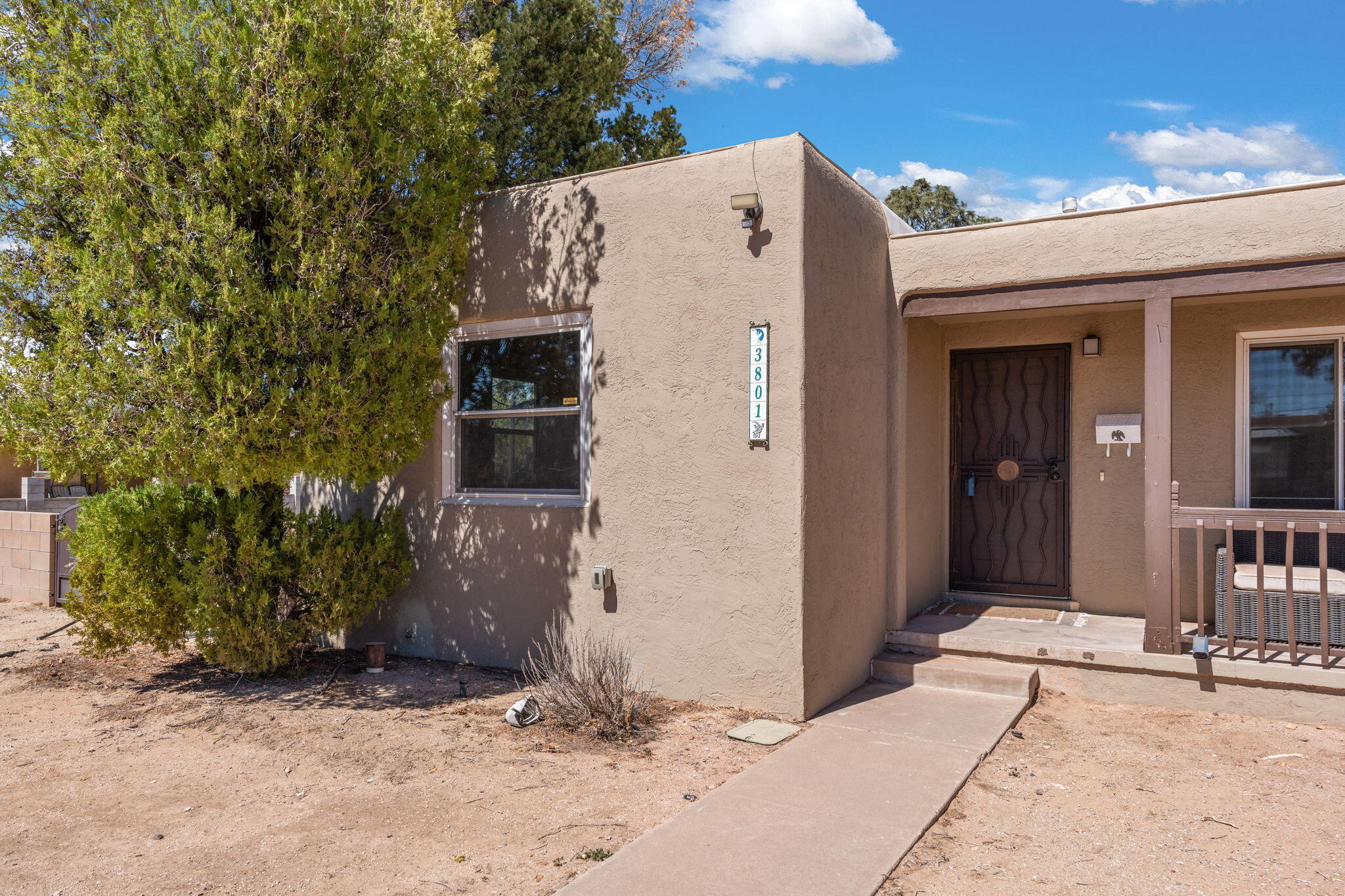 Beautiful home near UNM and Nob Hill! Close to entertainment, dining and shopping and the golf course! Step into this spacious home with updated flooring, in the kitchen you will find gorgeous cabinets, with sleek quartz countertops, and stainless steel appliances. This home features 2 living areas, 4 nice size bedrooms and loads of natural light! Situated on a corner lot!