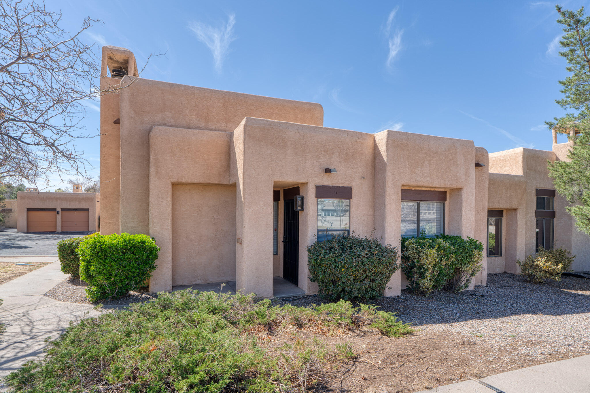 10279 LAS CASITAS Court NE Albuquerque, NM 87111