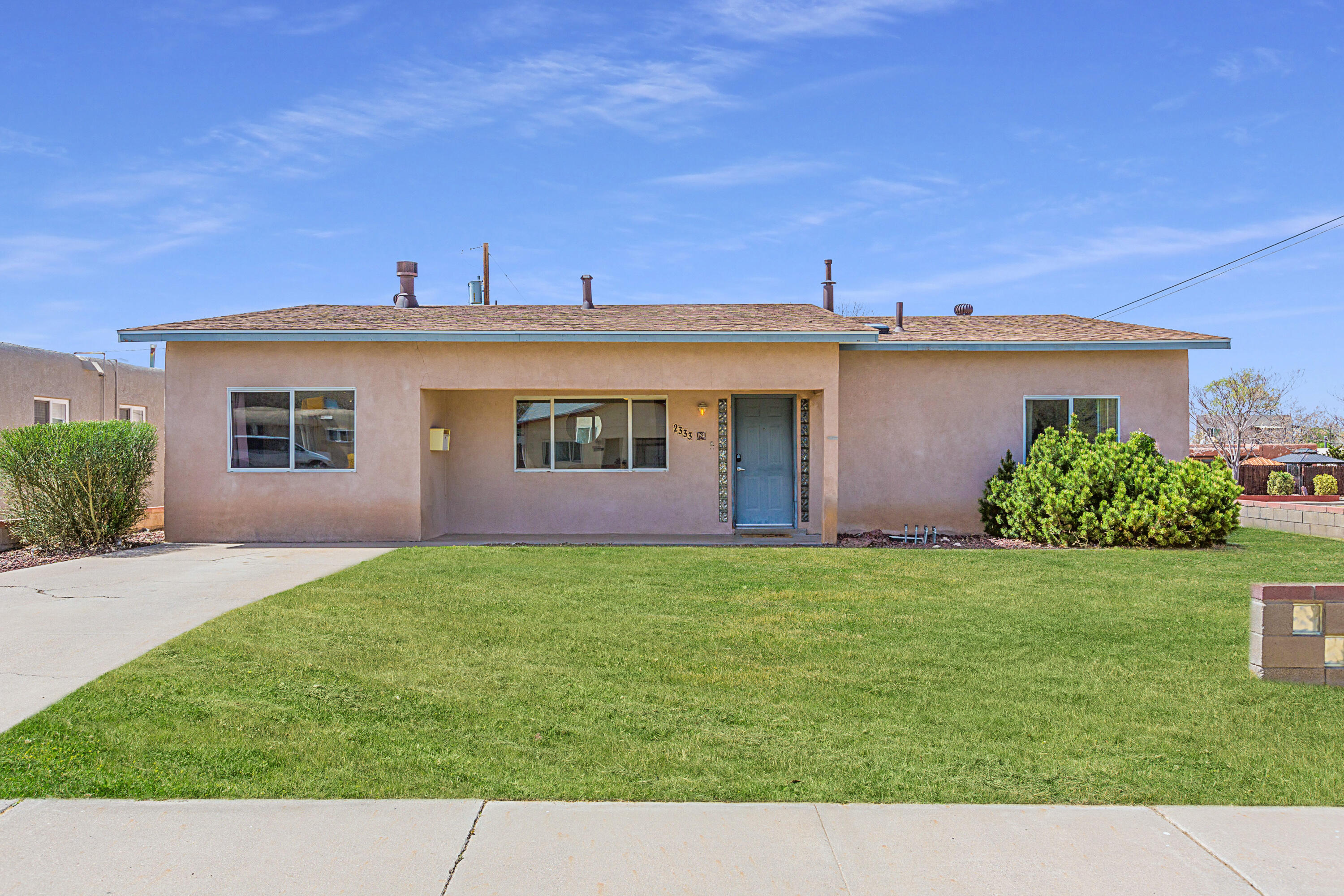 2333 Kimo Drive NE Albuquerque, NM 87110