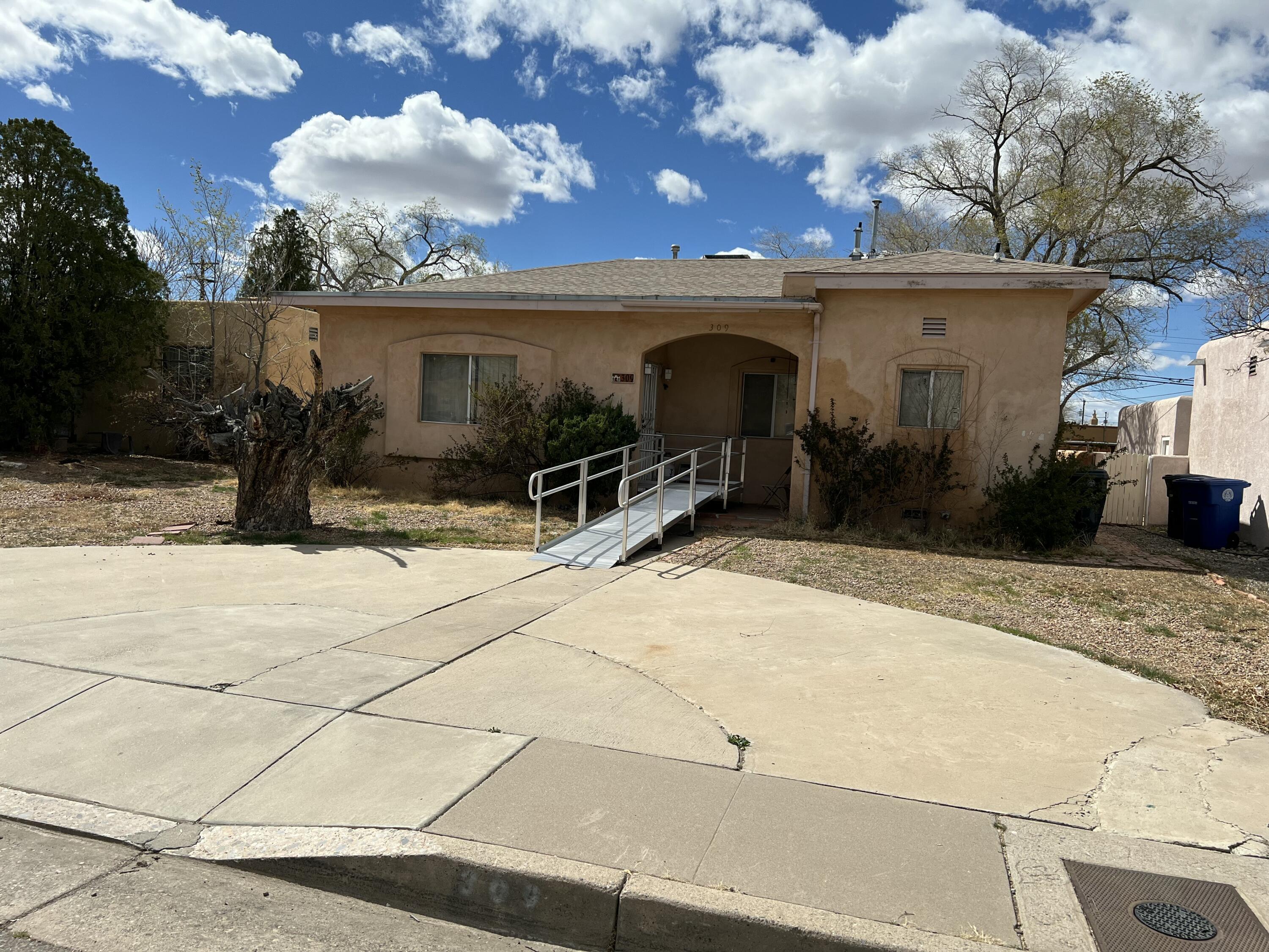 Great location!  Great bones!  WIth a little TLC you will have some major equity in this home!  ADU conveys at no value.  Buyer to verify zoning, use for ADU.