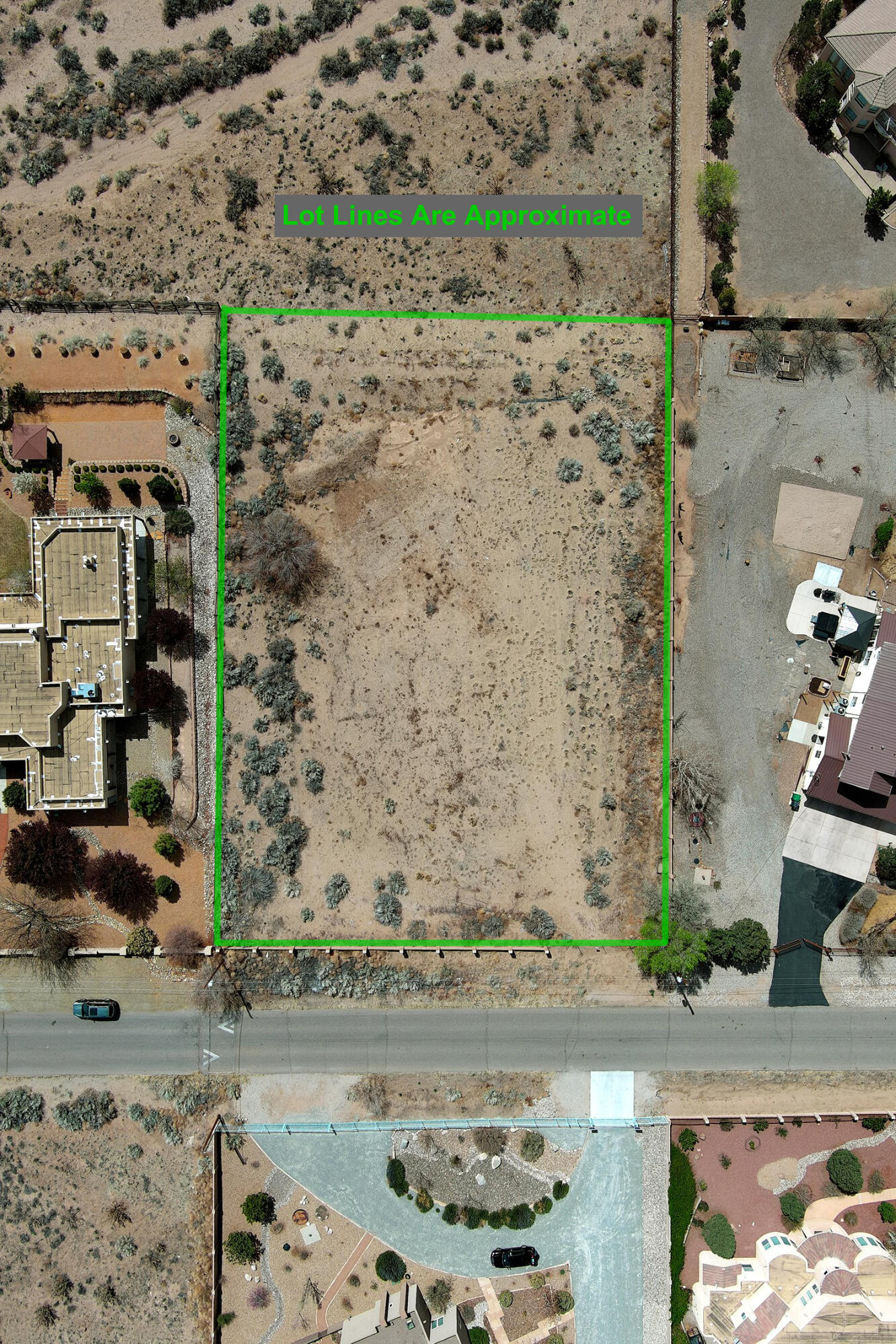 Build your dream home on this beautiful flat .89 acre view lot nestled among large homes located on the south side of Modesto. Popular neighborhood close to schools, shopping and restaurants. Requires well and septic.