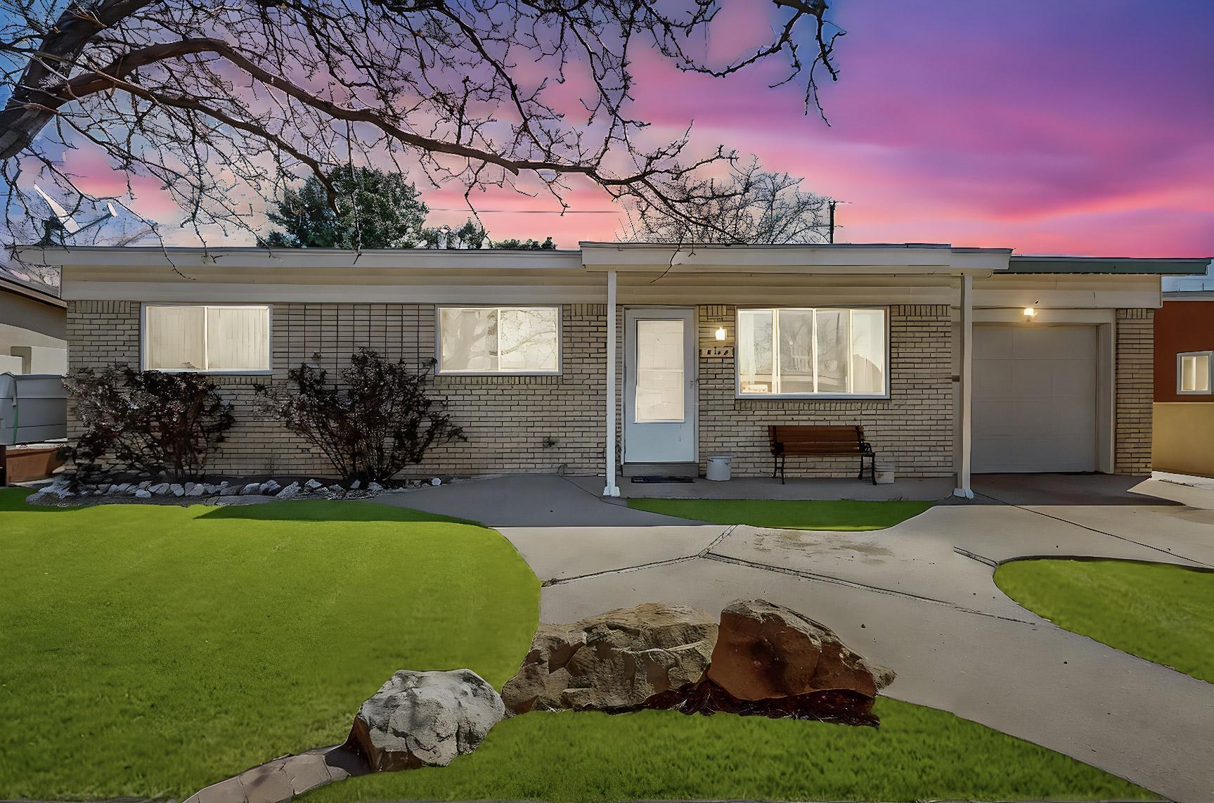 804 GRACE Street NE Albuquerque, NM 87123