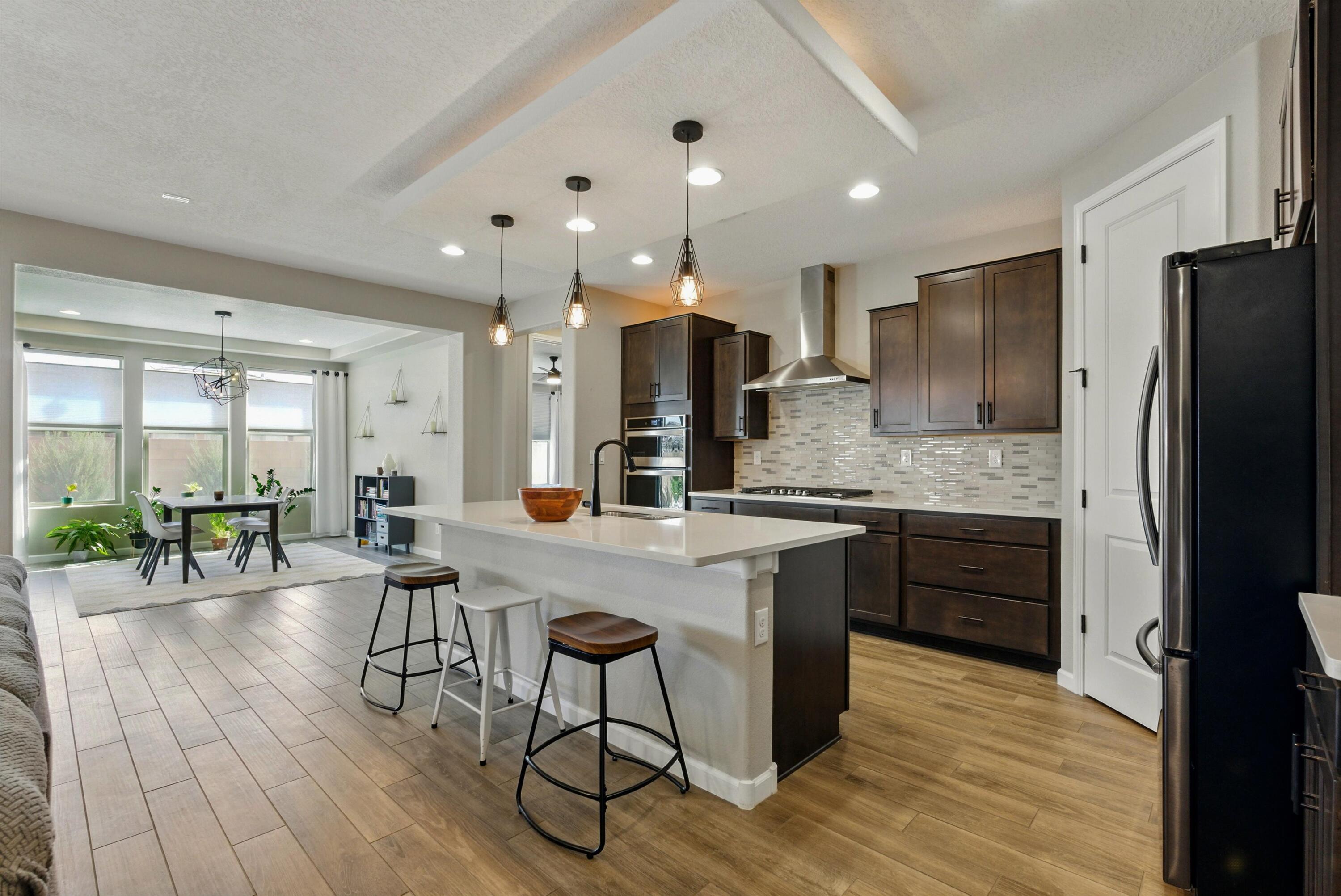 6104 MOTHERWELL Drive SE Albuquerque, NM 87106