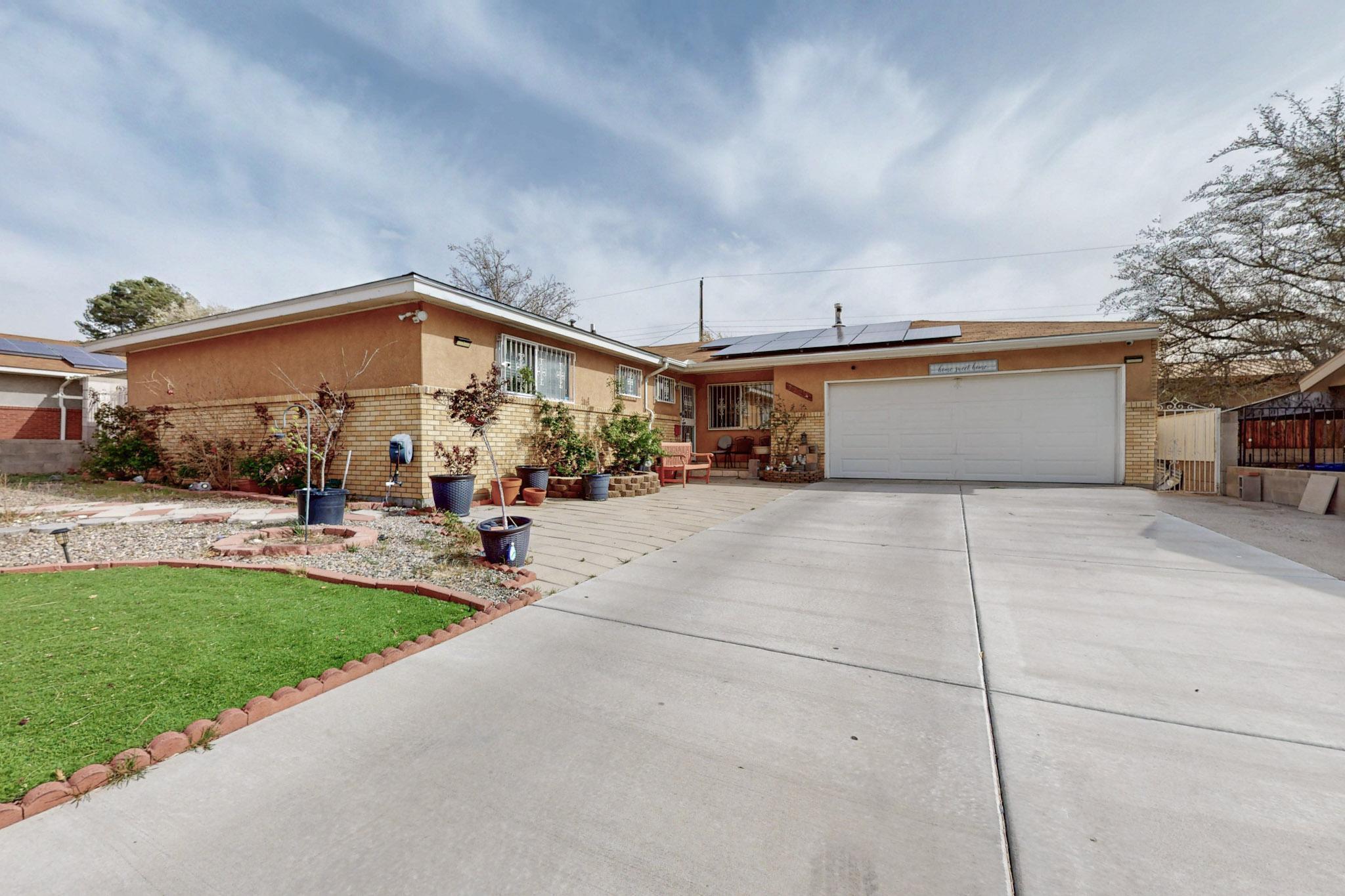 9224 LAGRIMA DE ORO Road NE Albuquerque, NM 87111