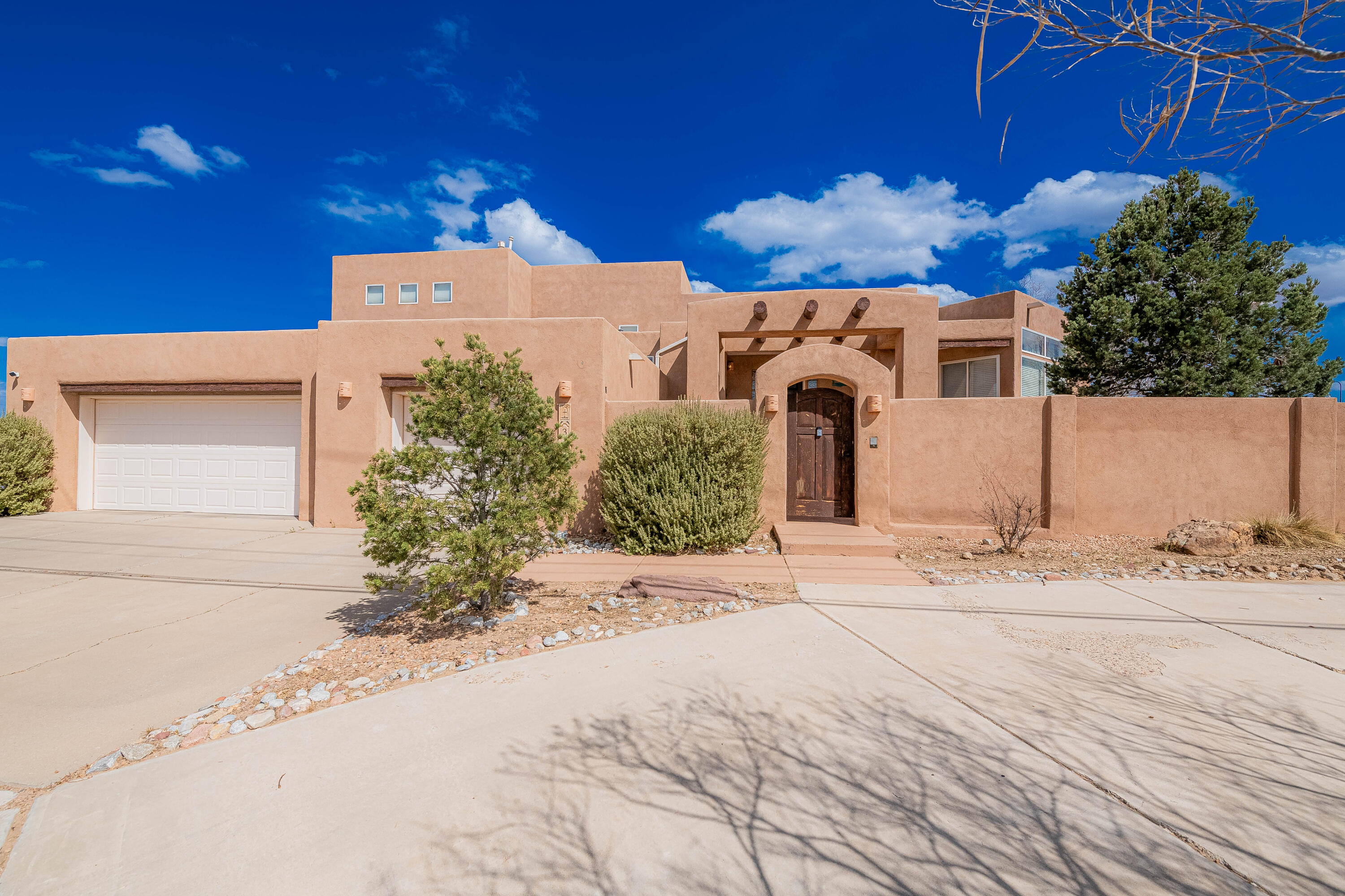 3700 ALAMOGORDO Drive NW Albuquerque, NM 87120