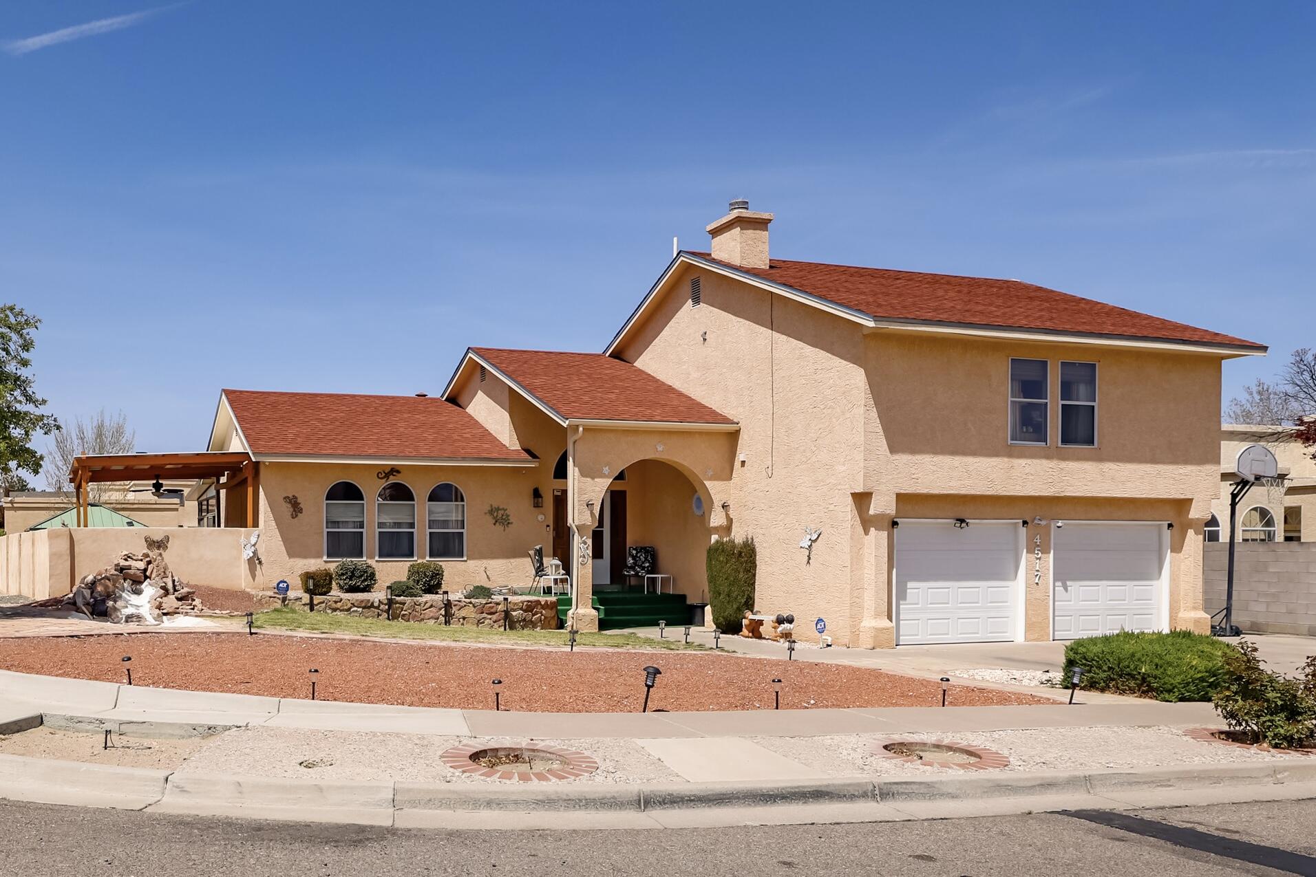 4517 SNOWFLAKE Drive NW Albuquerque, NM 87114