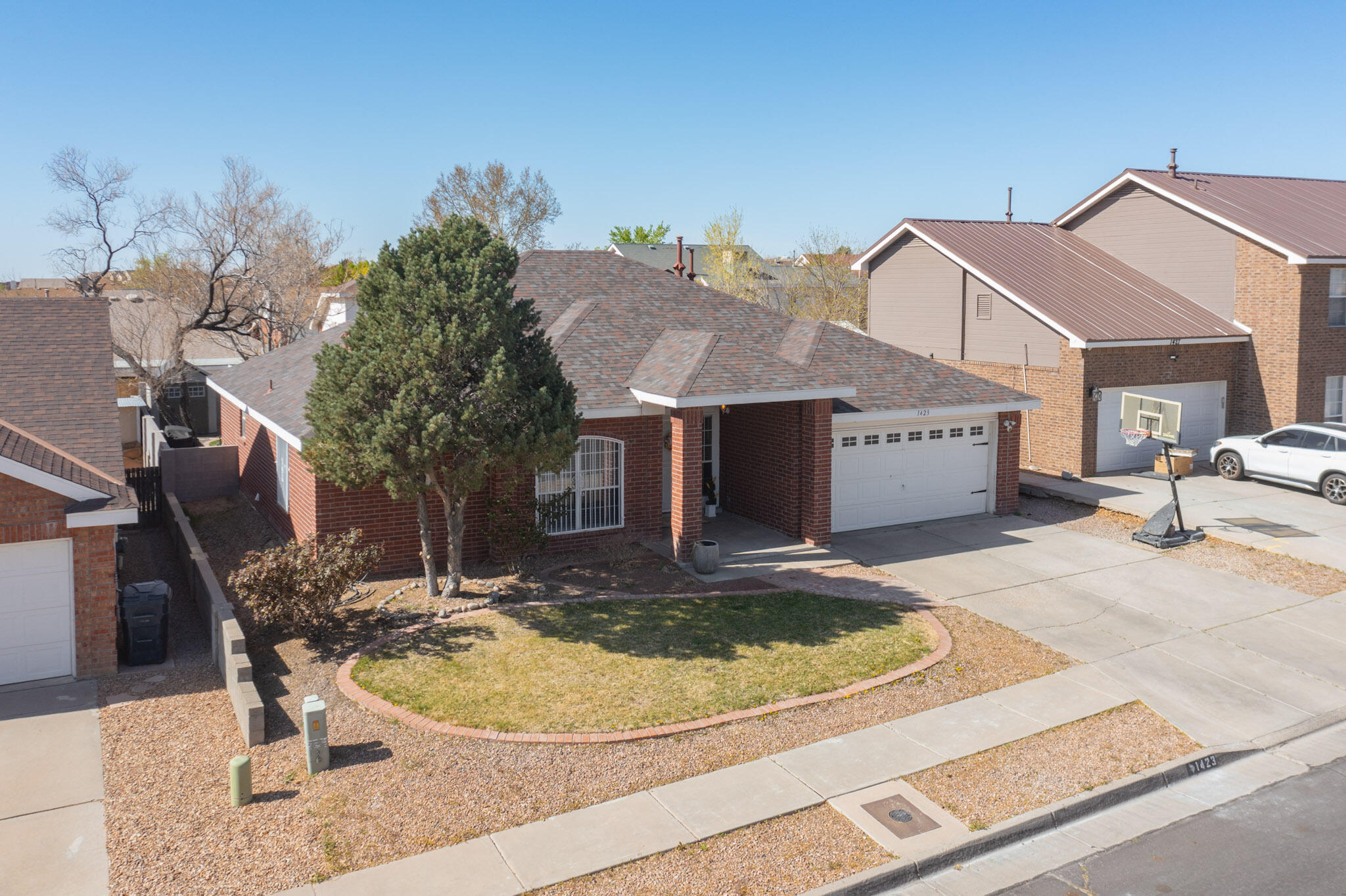 1423 SOMERSET Drive NW Albuquerque, NM 87120