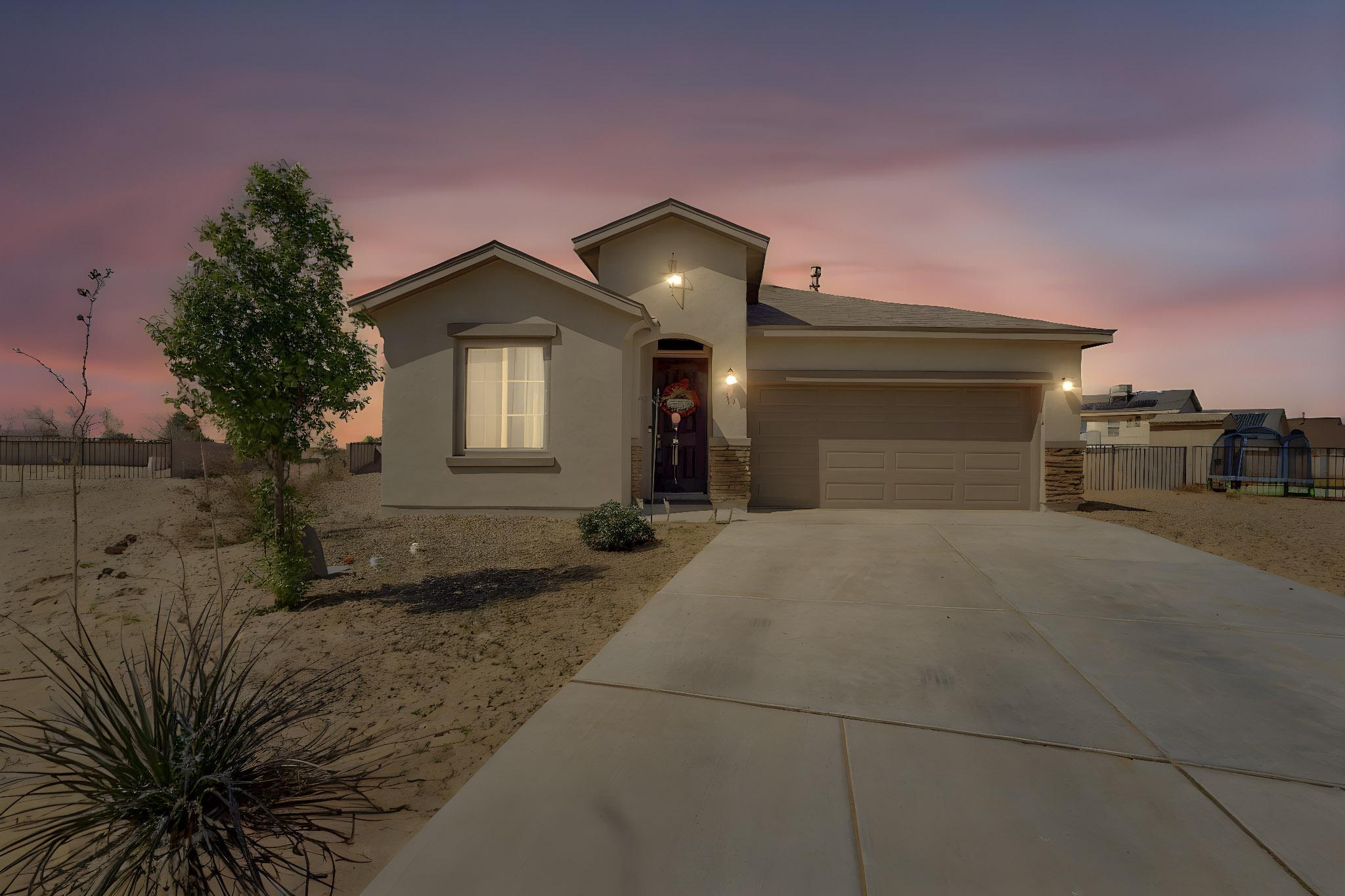 13 Enebro Place Los Lunas, NM 87031