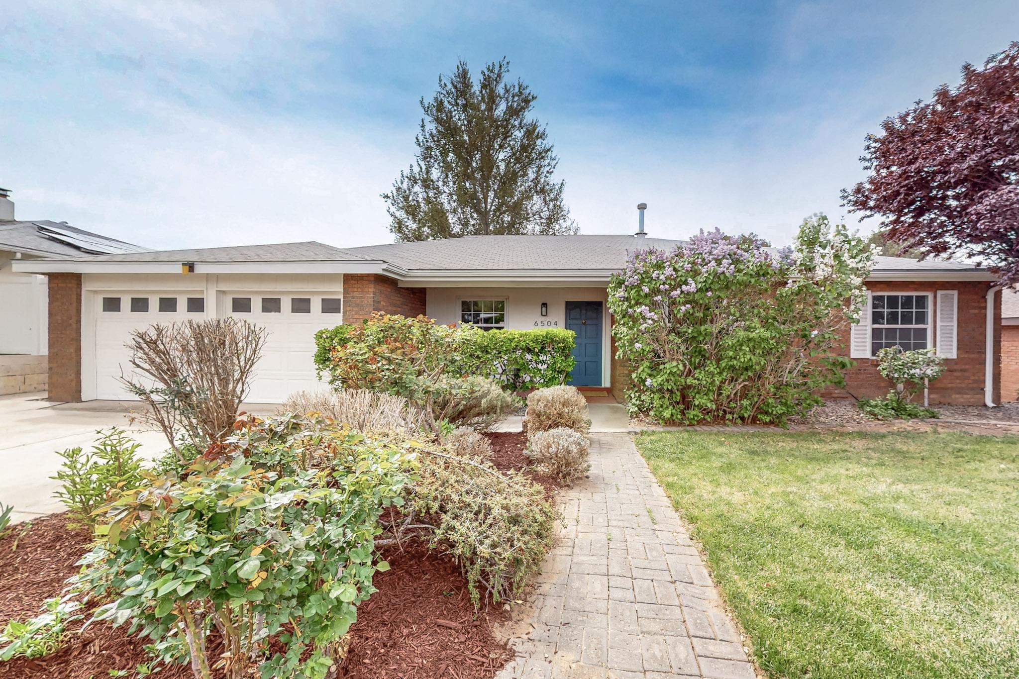 6504 LOUISE Place NE Albuquerque, NM 87109