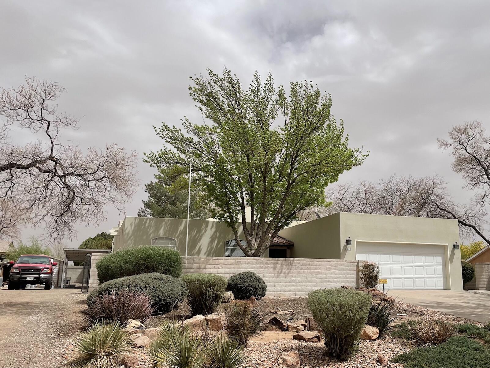 202 UTAH MEADOW Road NE Rio Rancho, NM 87124