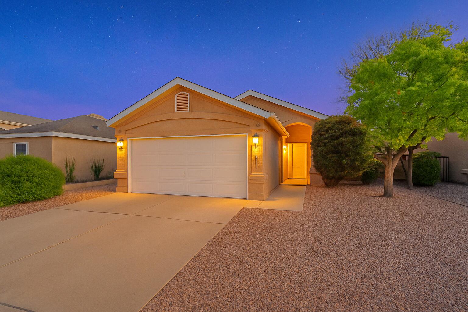 6705 PIEDRA QUEMADA Road NW Albuquerque, NM 87114
