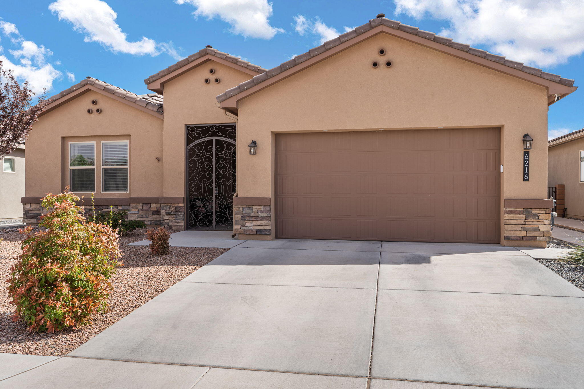 6216 REDROOT Street NW Albuquerque, NM 87120
