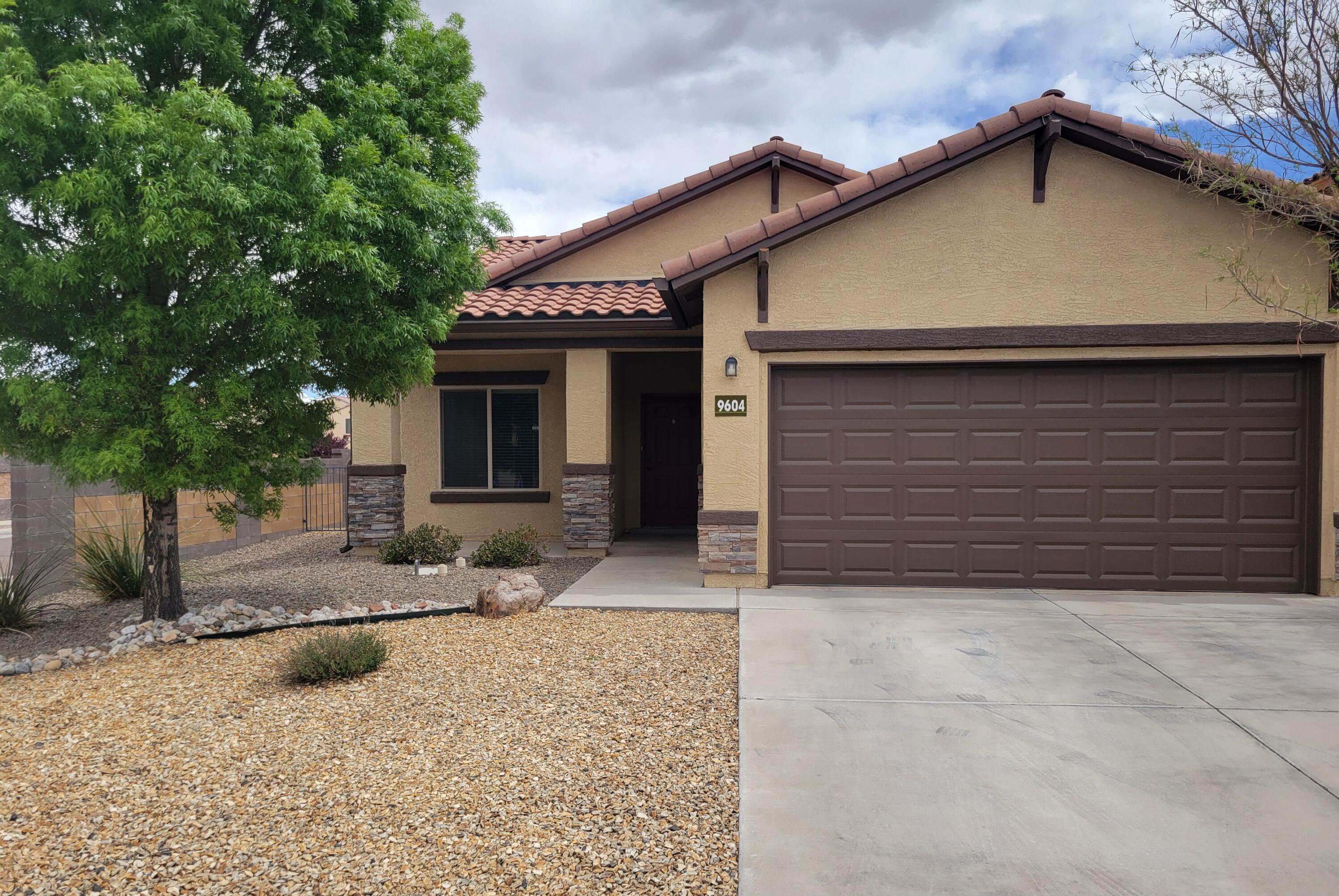 **Price Reduction** Come see this lovely home imove in ready! Beautifully updated single level 3 bdrm/2 bath home with many  features like Refrigerated Air ,Granite Counters, Upgraded  Cabinets, Surround Sound  and Stainless Appliances. Homealso includes Bay Window, Double Sink, Tile roof , Covered  Patio  Walki- In Closet and a wonderfully open floor  plan. This home has been beautifully maintained  including fresh paint  internal / external and many more features, home is a must see!