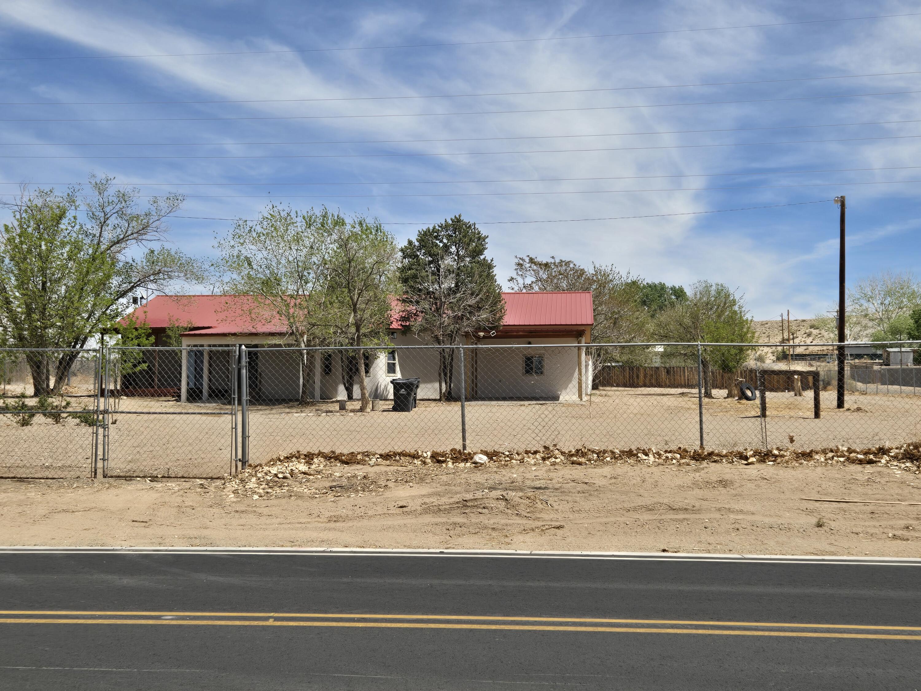 116 LA LADERA Road Los Lunas, NM 87031