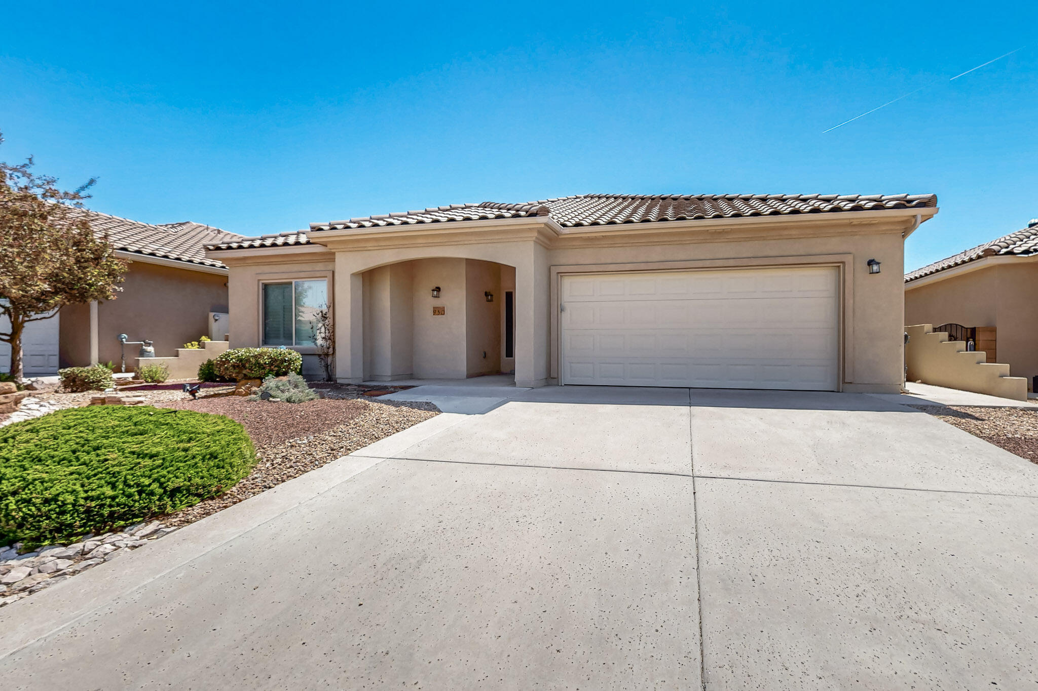 930 PRAIRIE ZINNIA Drive Bernalillo, NM 87004