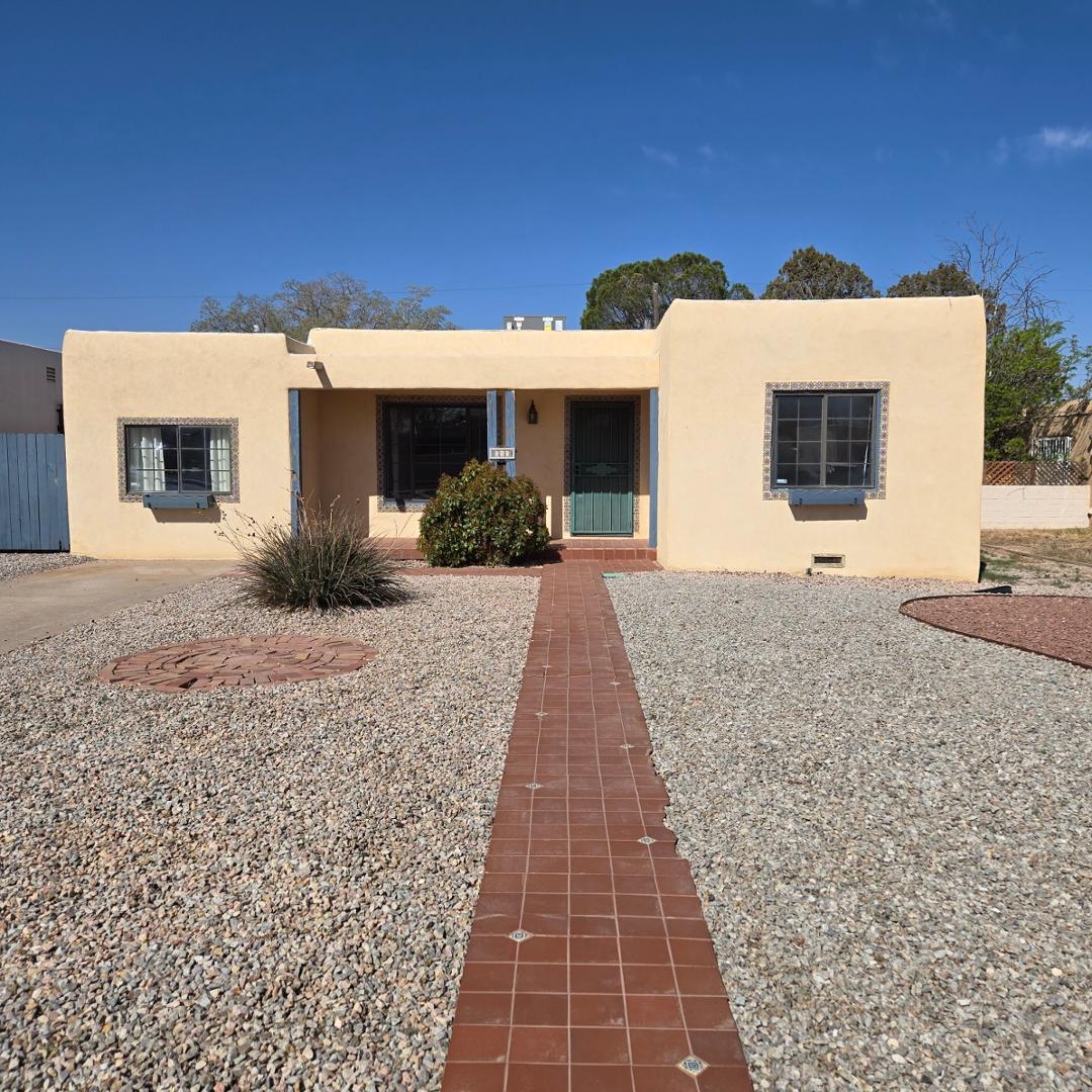 311 Quincy Street NE, Albuquerque