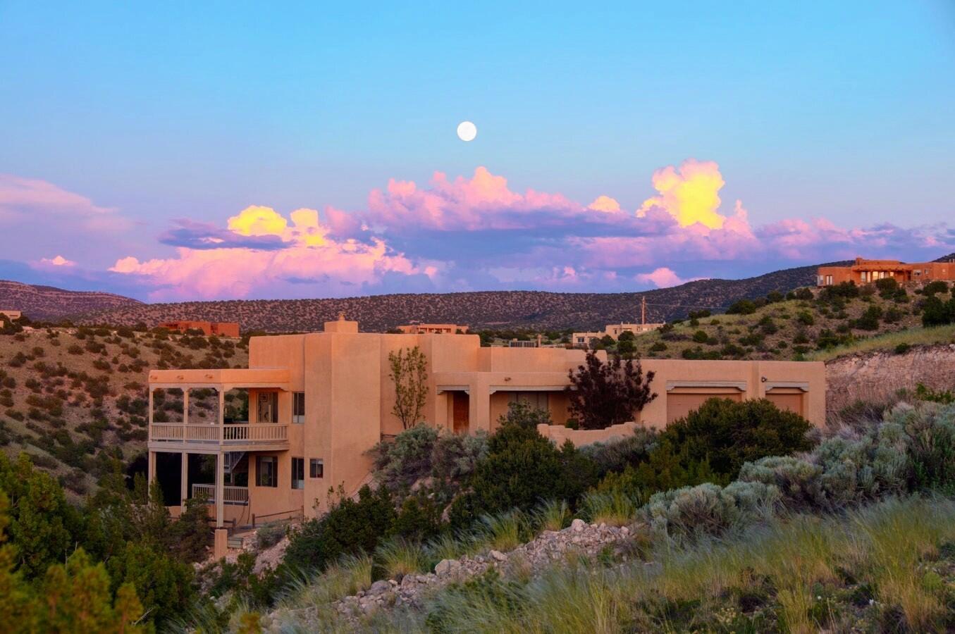 2 SNOW PEAK Road, Santa Fe