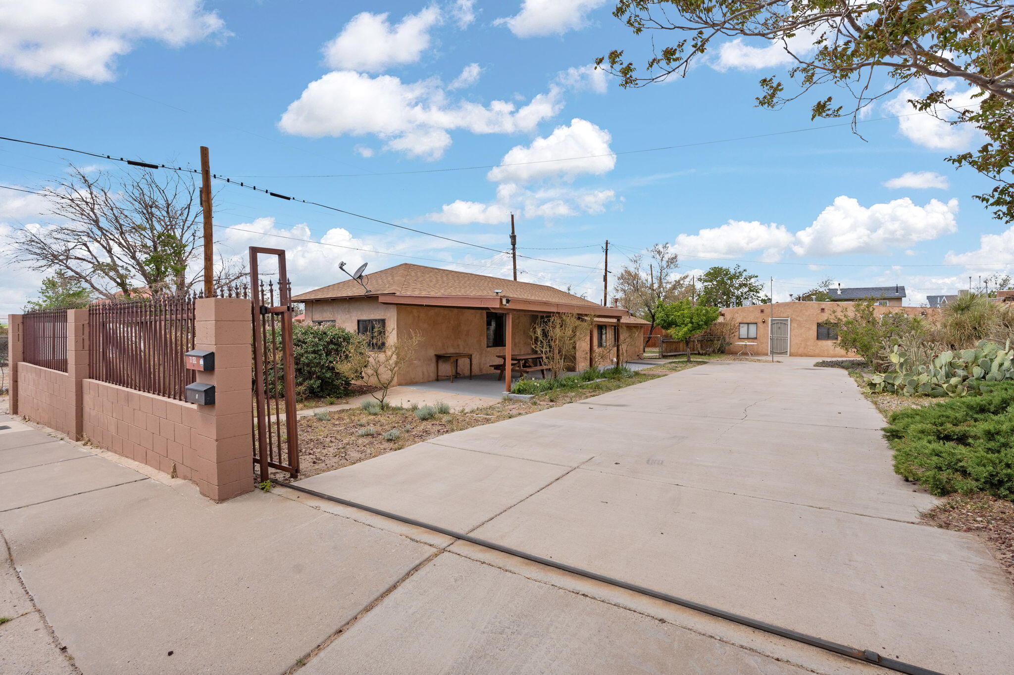 711 BELL Avenue SE, Albuquerque