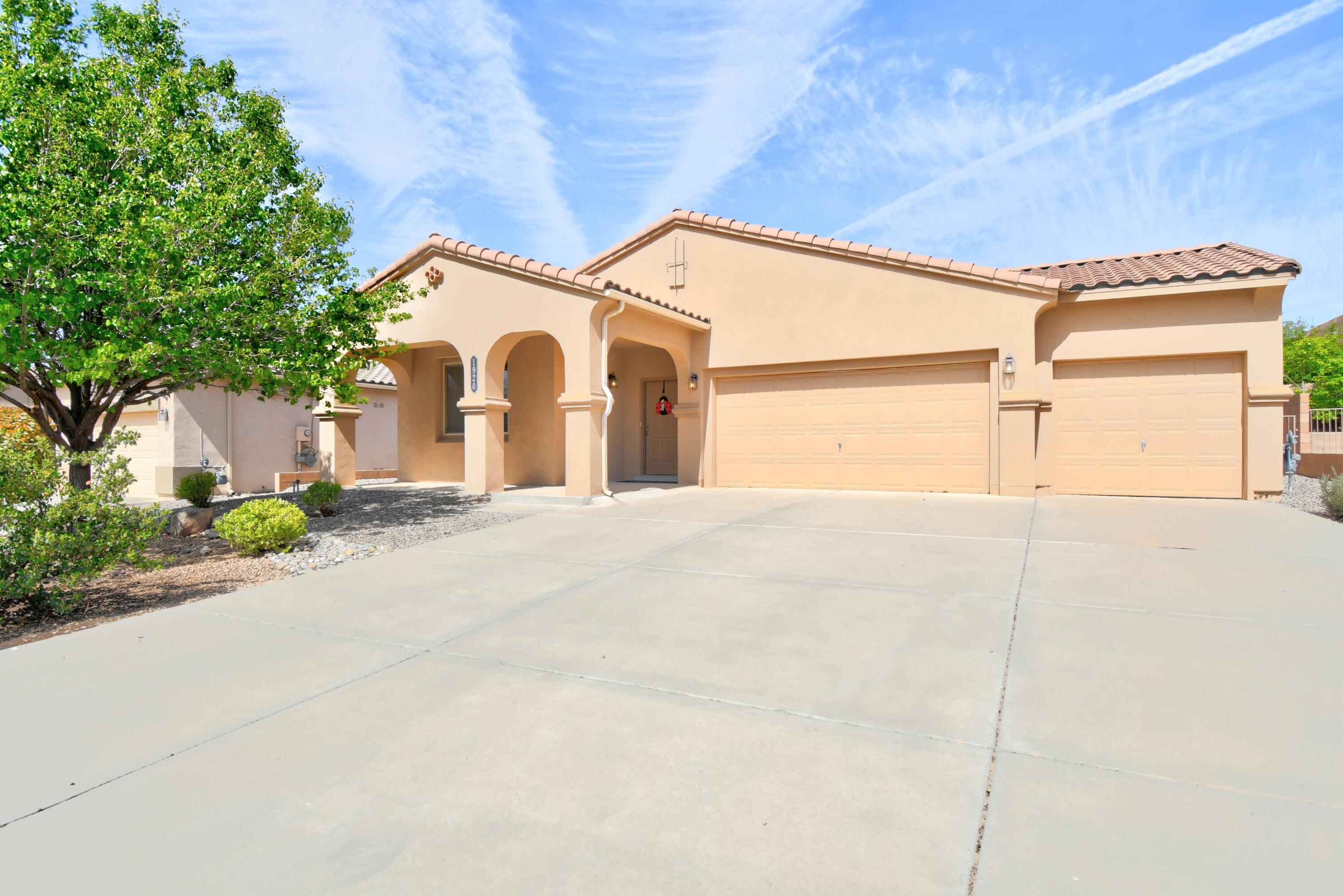 1920 LAS BRISAS Circle SE Rio Rancho, NM 87124
