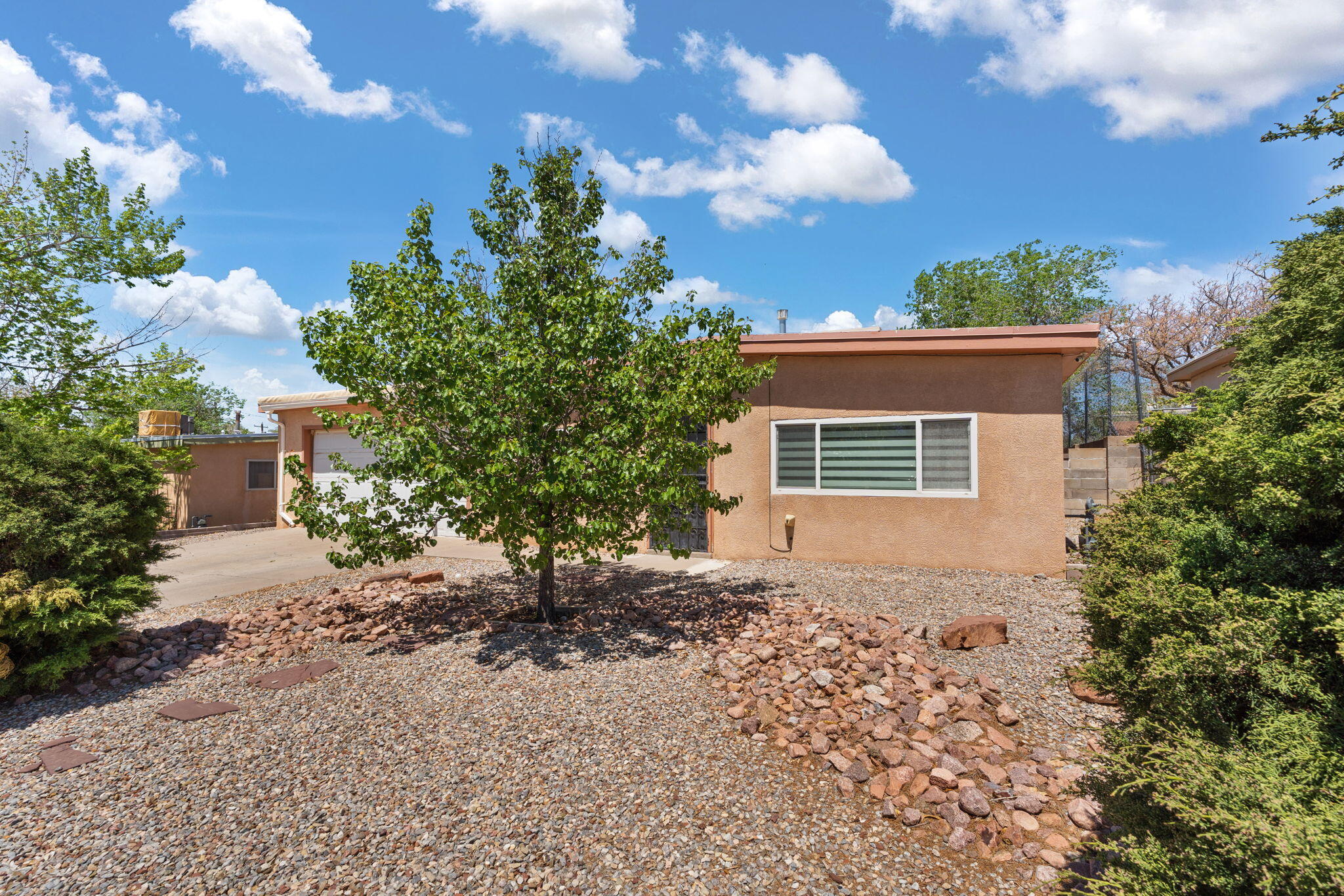 11731 FOX POINT Avenue NE Albuquerque, NM 87112
