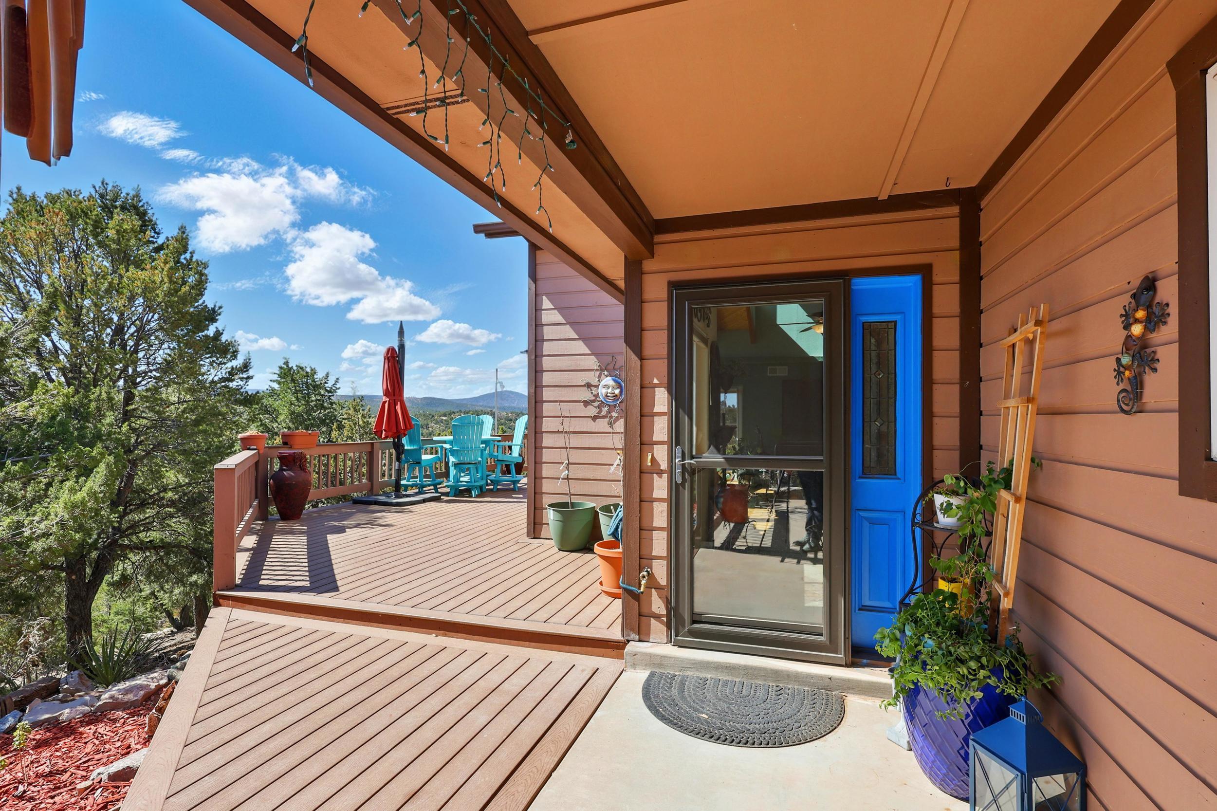 Escape to serene mountain living with this charming 3-bedrooms, 2 bath retreat. Nestled amidst breathtaking mountain views, this home offers tranquility and beauty at every turn. Enjoy gorgeous sunsets from your spacious Trex decking or your private balcony, perfect for unwinding in nature's embrace. Your mountain oasis awaits! See upgrades list.