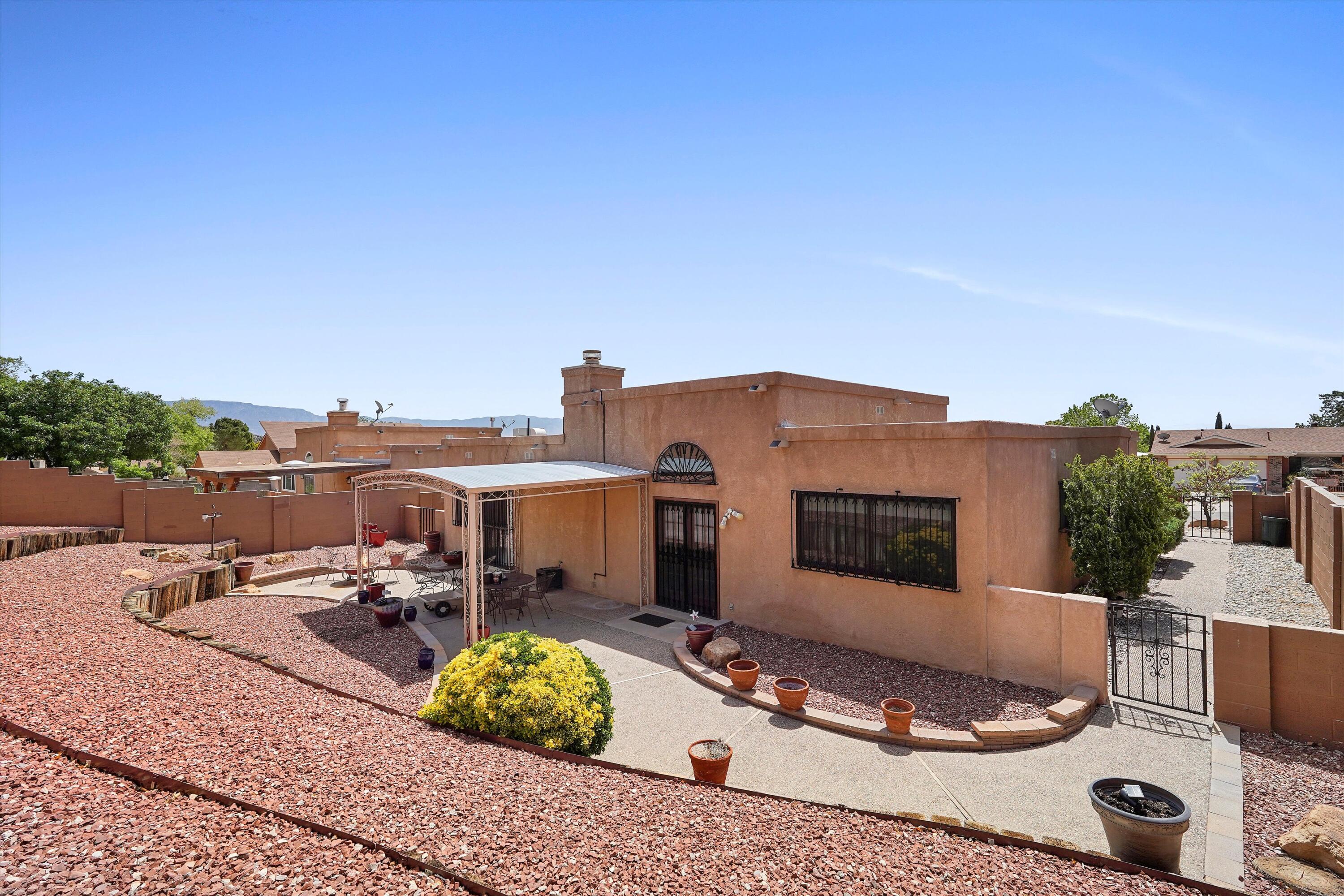 7413 STAG HORN Drive NW Albuquerque, NM 87120