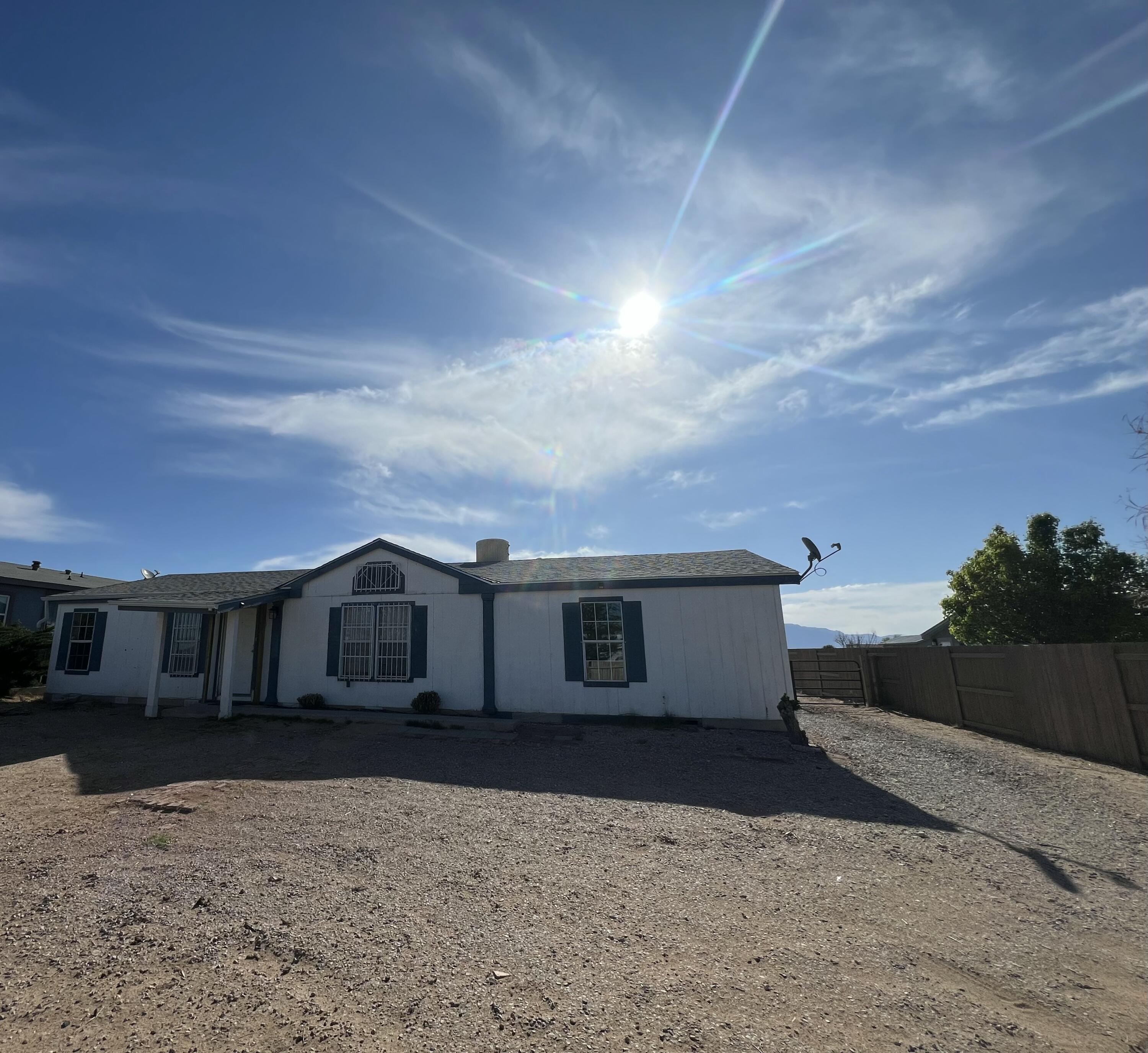 508 1st Street NE Rio Rancho, NM 87124