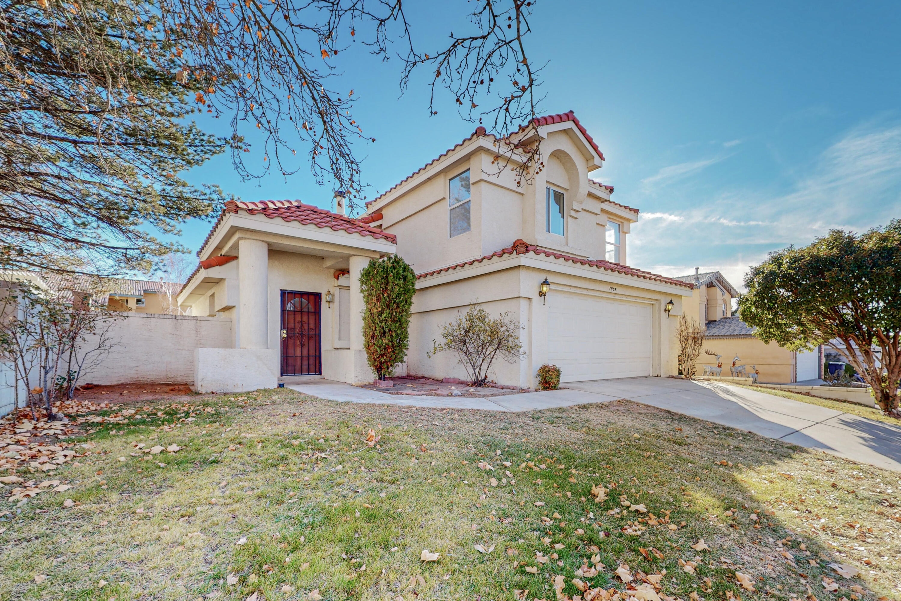Great Location! This is a well maintained 2 story home. Light, bright. Nice hardwood floors. Updated appliances. separate service room. Walking distance to Alb. most sought after public schools.  Many beautiful features a must to see, including a 2 way fireplace.