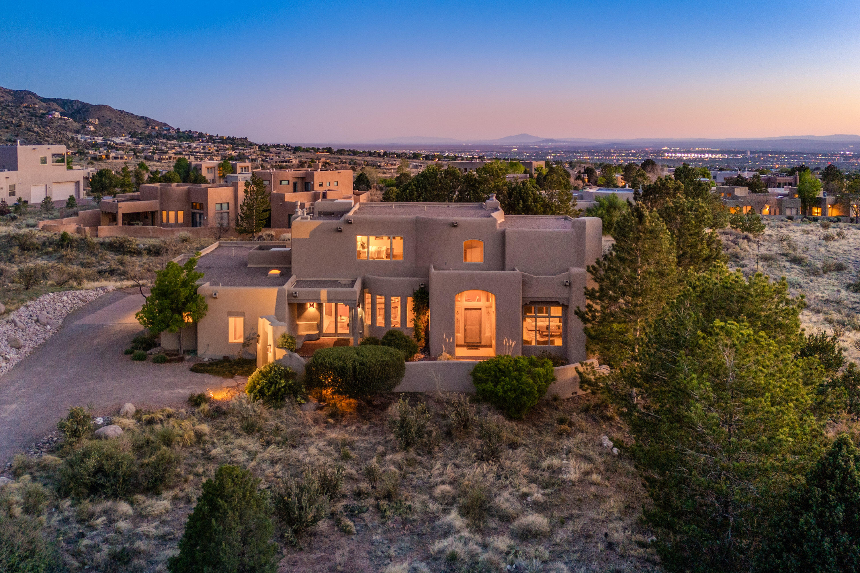6109 BUFFALO GRASS Court NE Albuquerque, NM 87111