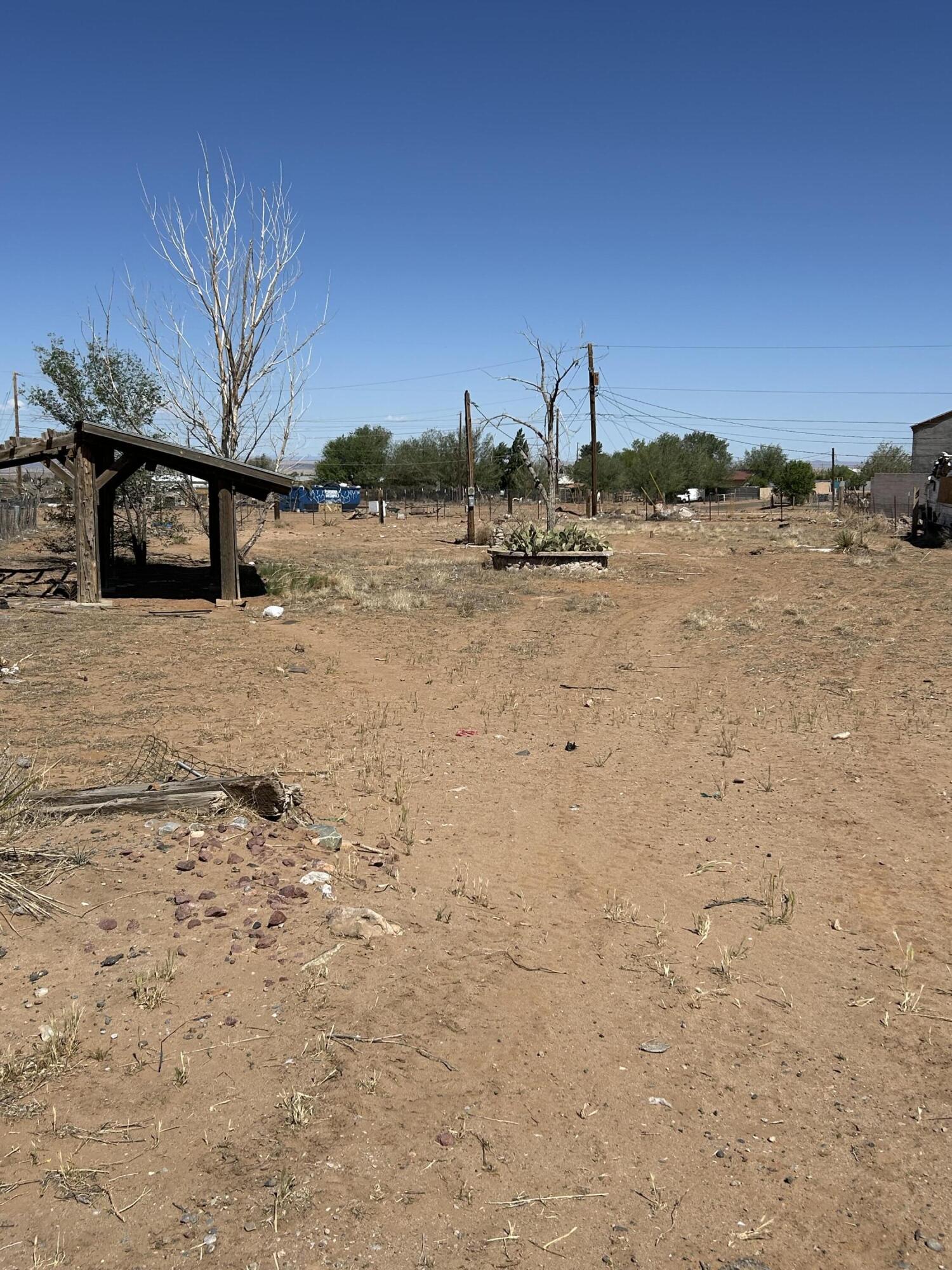29 BONITA Loop Los Lunas, NM 87031