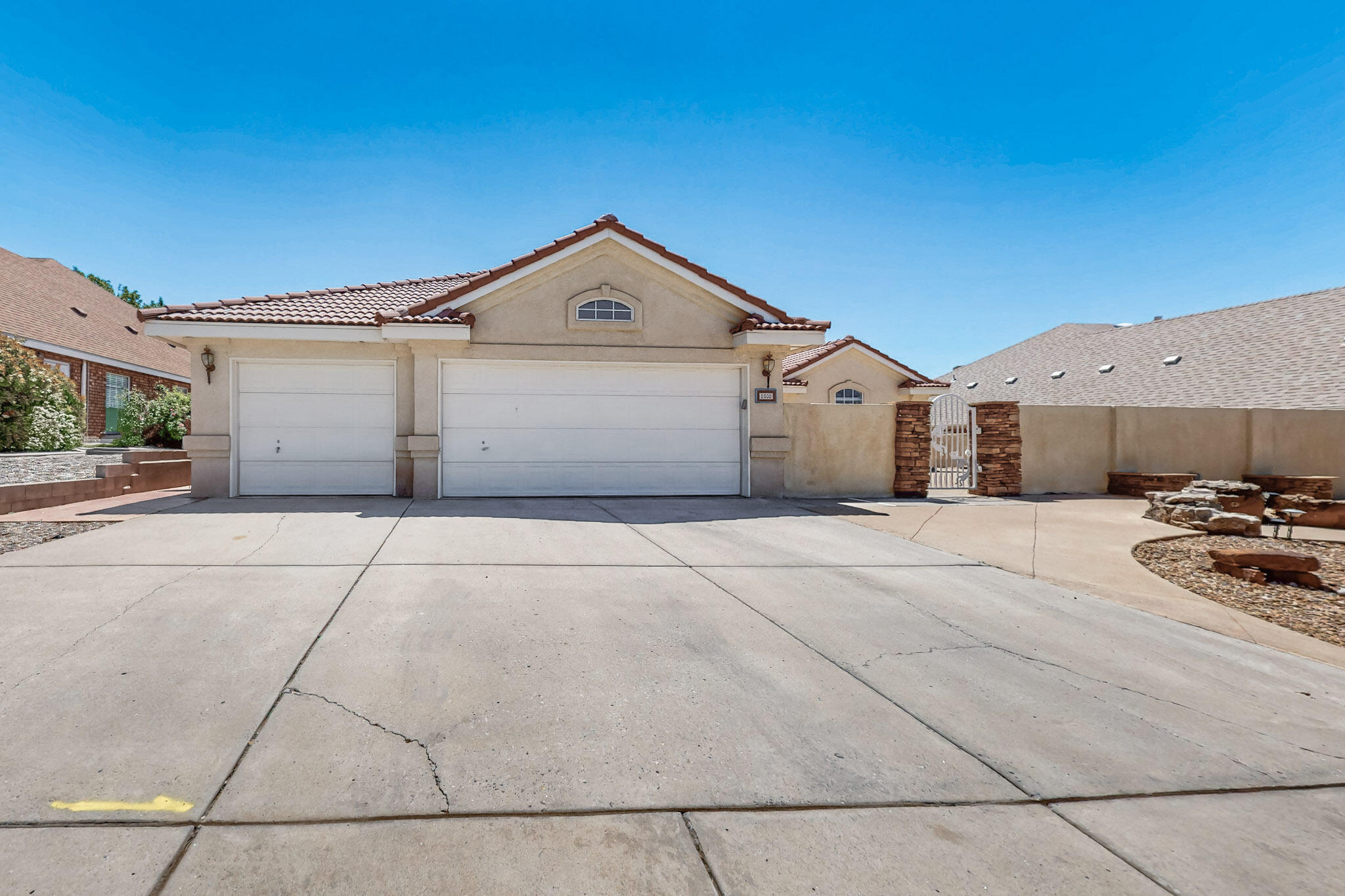 8608 HAMPTON Avenue NE Albuquerque, NM 87122