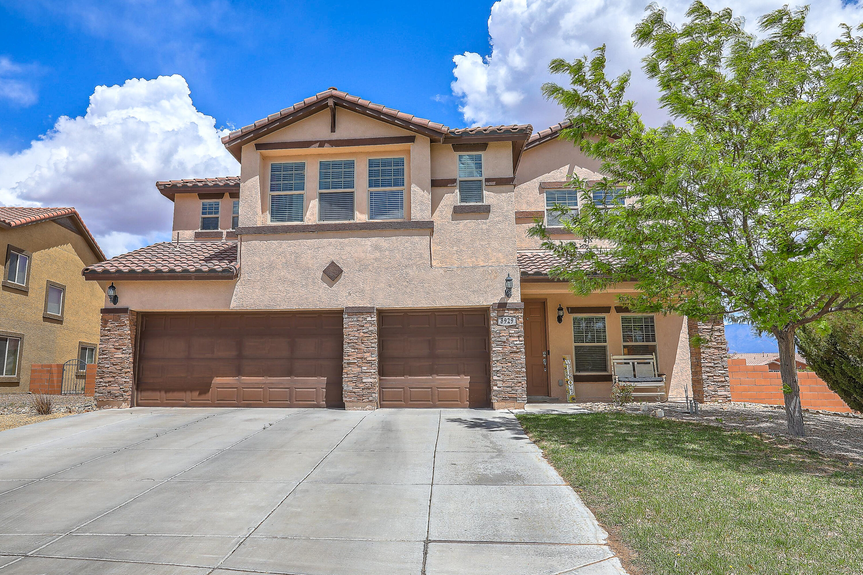 Embrace the comfort & elegance of this spacious home located in the desirable Loma Colorado community, positioned on a large corner lot next to a park. With over 4,000 square feet of living space, this well-appointed residence features dual zoned heating & cooling, 5 large bedrooms including an ensuite in one and a stunning primary bathroom complete w/ a soaking tub, large shower, and dual sinks. The heart of the home is a large kitchen filled with tons of cabinets, countertop space, a big island, and a walk-in pantry for even more storage. With three distinct living spaces, there's room for everyone to enjoy. The property also includes a three-car garage and walk-in closets in every room, ensuring both practicality & style in a picturesque setting w/ mountain views.