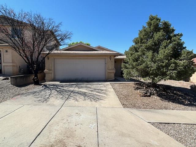 Easy flowing 3BR floor plan located in the prestigeous La Cueva School District.  Plenty of cabinets in the kitchen would make any chef happy. Freshly painted with new carpet and vinyl.  Easy care landscaping.  Easy access to 1-25, eateries and shopping.  Move in ready!