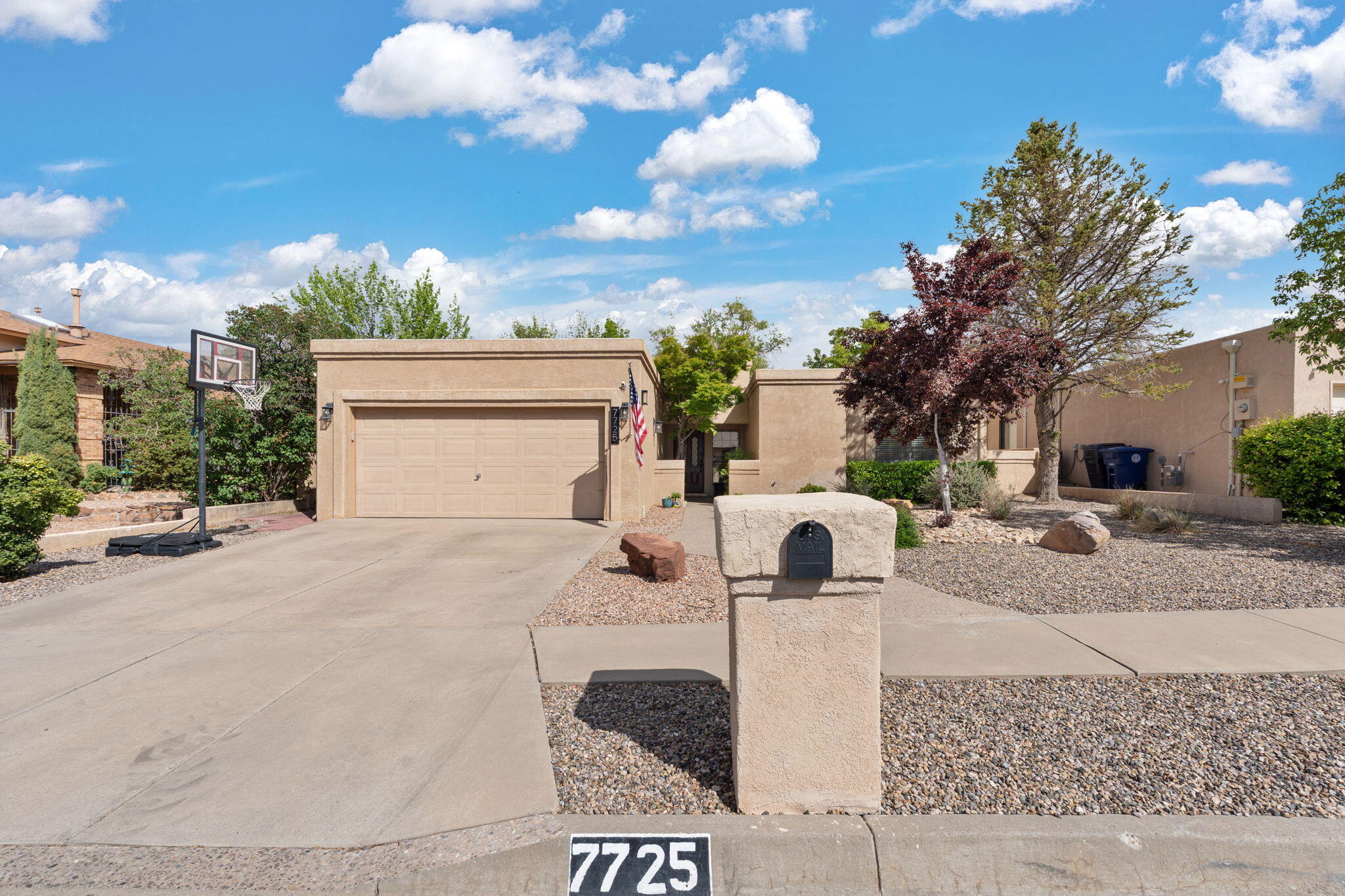 7725 JACOBO Drive NE Albuquerque, NM 87109