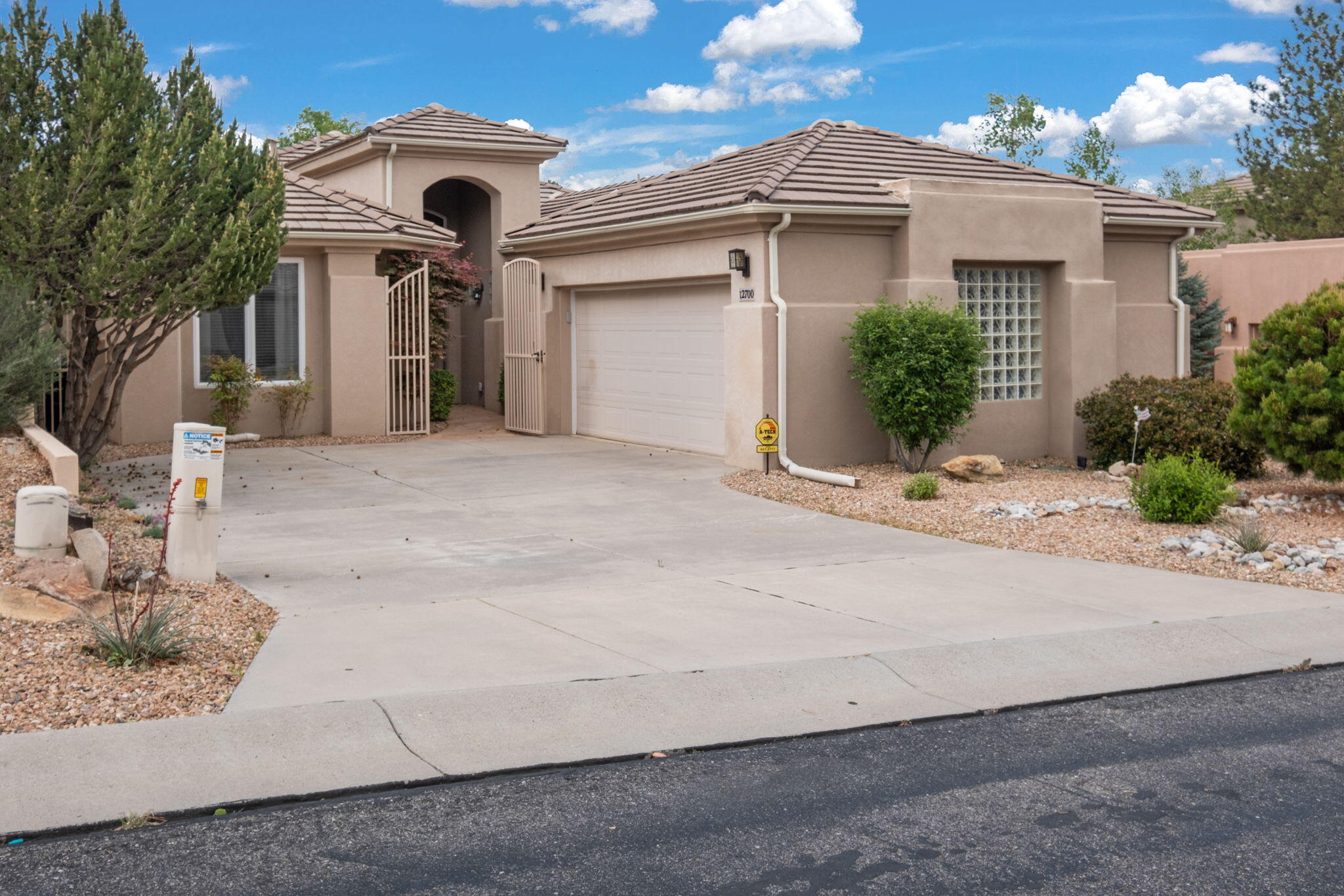 12700 DESERT MARIGOLD Lane NE Albuquerque, NM 87111