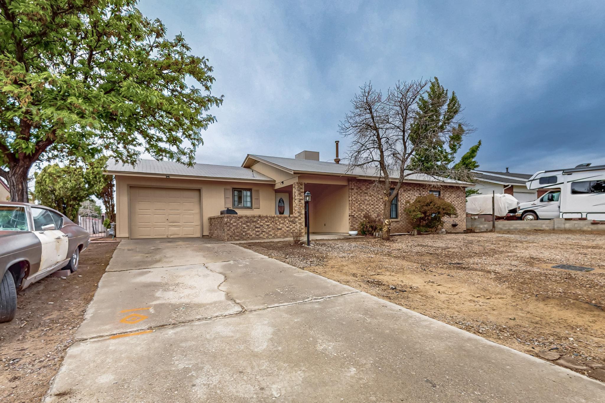811 BUCKBOARD Road SE Rio Rancho, NM 87124