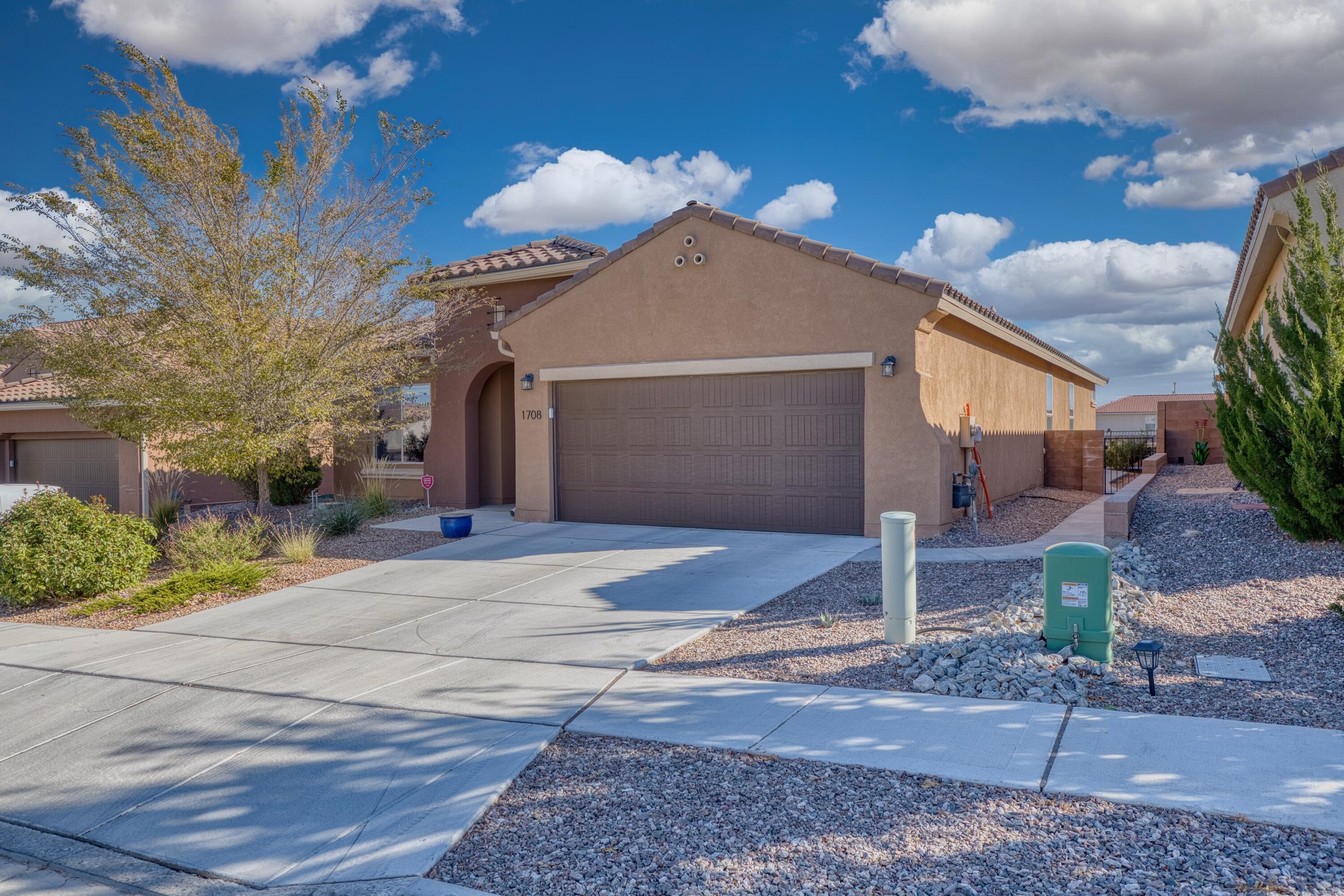 1708 COOKE CANYON Drive Albuquerque, NM 87120