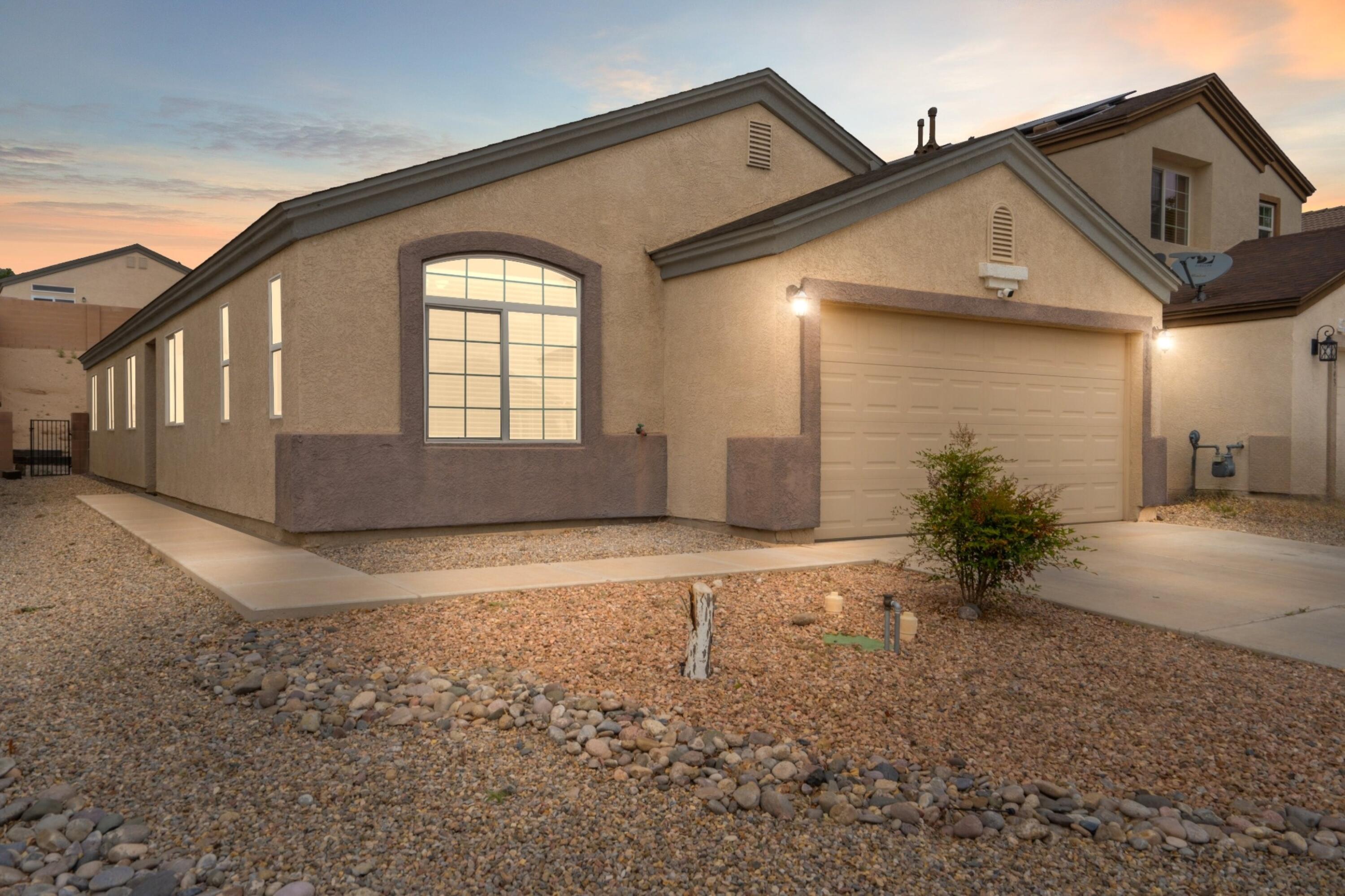 2845 MERLOT Drive SW Albuquerque, NM 87121