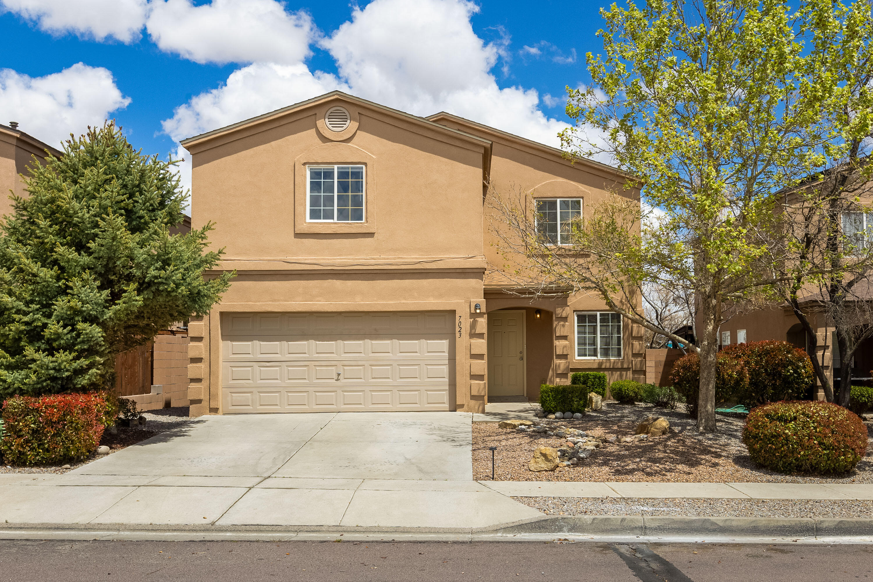 Spacious 4-bedroom home in Ventana Ranch with two living areas plus an upstairs loft. All bedrooms are up, each with generous size and closet space. The kitchen shines with new quartz countertops and a new sleek pull-down faucet. Enjoy a roomy laundry area and a convenient half bath downstairs. Both the hall and primary bathrooms feature brand new vanities! The backyard offers plenty of space and no neighbor behind. Enjoy HOA amenities like walking paths, comnunity pool, sports courts,  playground, and shaded grassy areas. Nearby Ventana Park hosts fun events like Summer Fest, movie nights, and more!