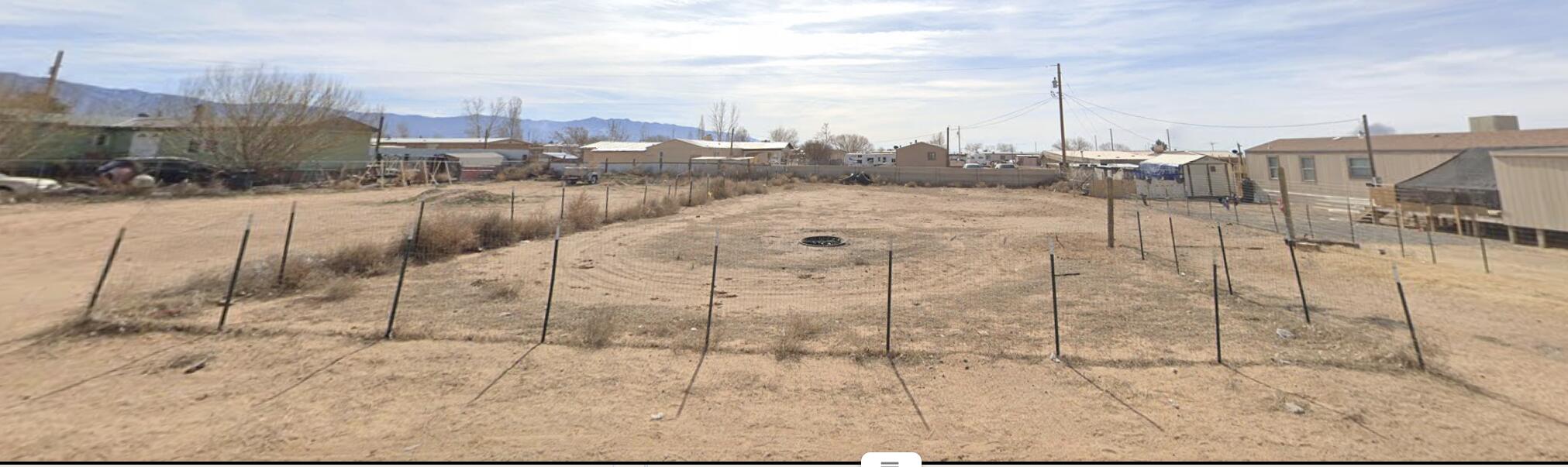 198 MESA ESTATES Road Los Lunas, NM 87031