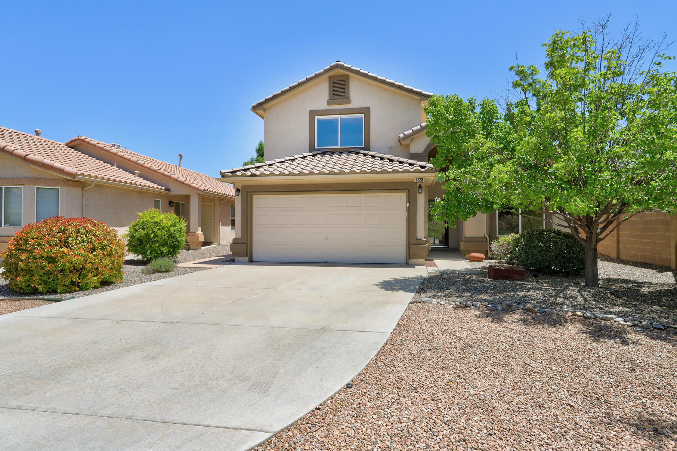 Popular DR Horton Sycamore Plan on One of the Best Streets In Vista Del Norte! Lots On Sidewinder Are Deeper Than Most Due to Attractive Winding Street Design * Floor Plan Includes a Second Living Area Upstairs That Builder Offered In an Optional Fourth Bedroom Configuration -- Could Be Converted to a Sizable Fourth Bedroom if Desired * Open Living/Dining Room with Soaring Ceilings and Great Light From Big Windows * Kitchen with Breakfast Bar to Dining Room and Sunny Breakfast Nook * Downstairs Primary Suite with Dual Vanities and Walk-In Closet * Long Lasting Tile Roof * Refrigerated Air Conditioning * Nice Sized Back Yard with Patio and Grass Plus Community Park Just Steps Away * Washer/Dryer/Refrigerator Stay with House * Neutral Decor * Call Your Realtor(r) For a Showing Today!