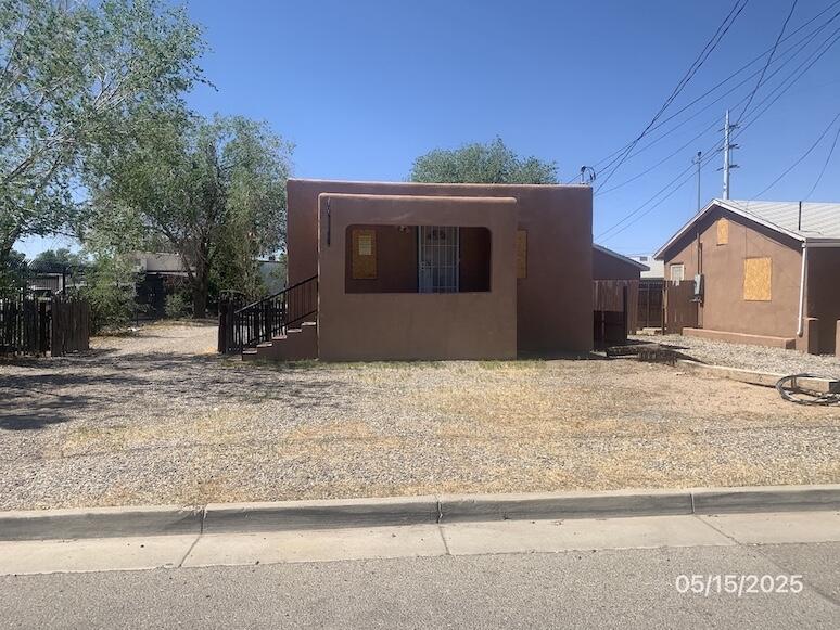 The list price is not indicative of seller's final reserve amount. This property is part of an online bidding event. No entry onto property is allowed. Inspections of this property and/or contact with occupants are strictly prohibited. Property is sold ''as is'' and no for sale sign allowed.